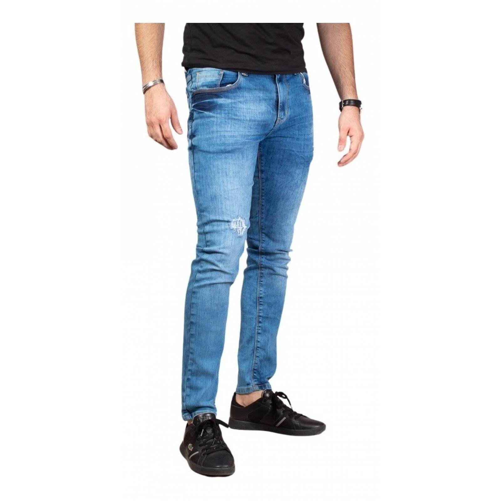 Pantalón Mezclilla Deslavado Roto Azul Claro Slim Fit Hombre