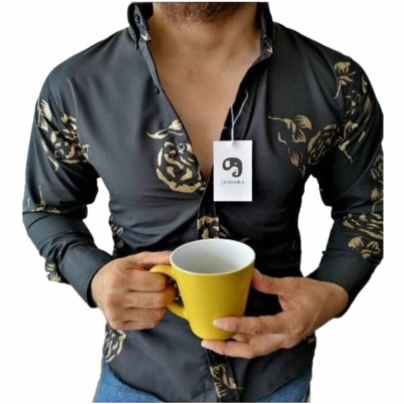 Camisa Negra Hombre Con Estampado Dorado Slim Fit