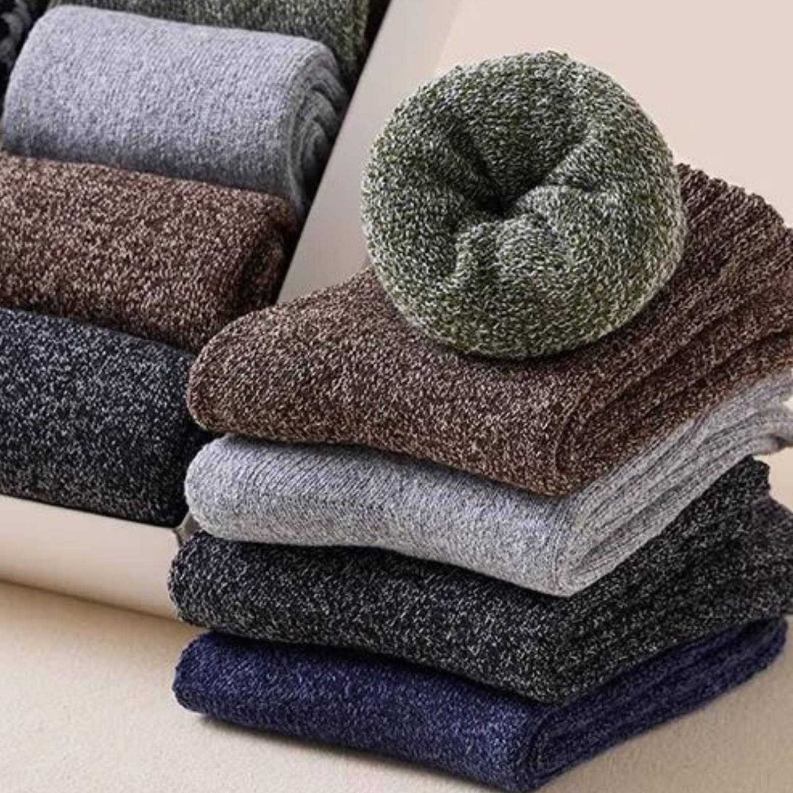 Set de calcetines de invierno para hombre.