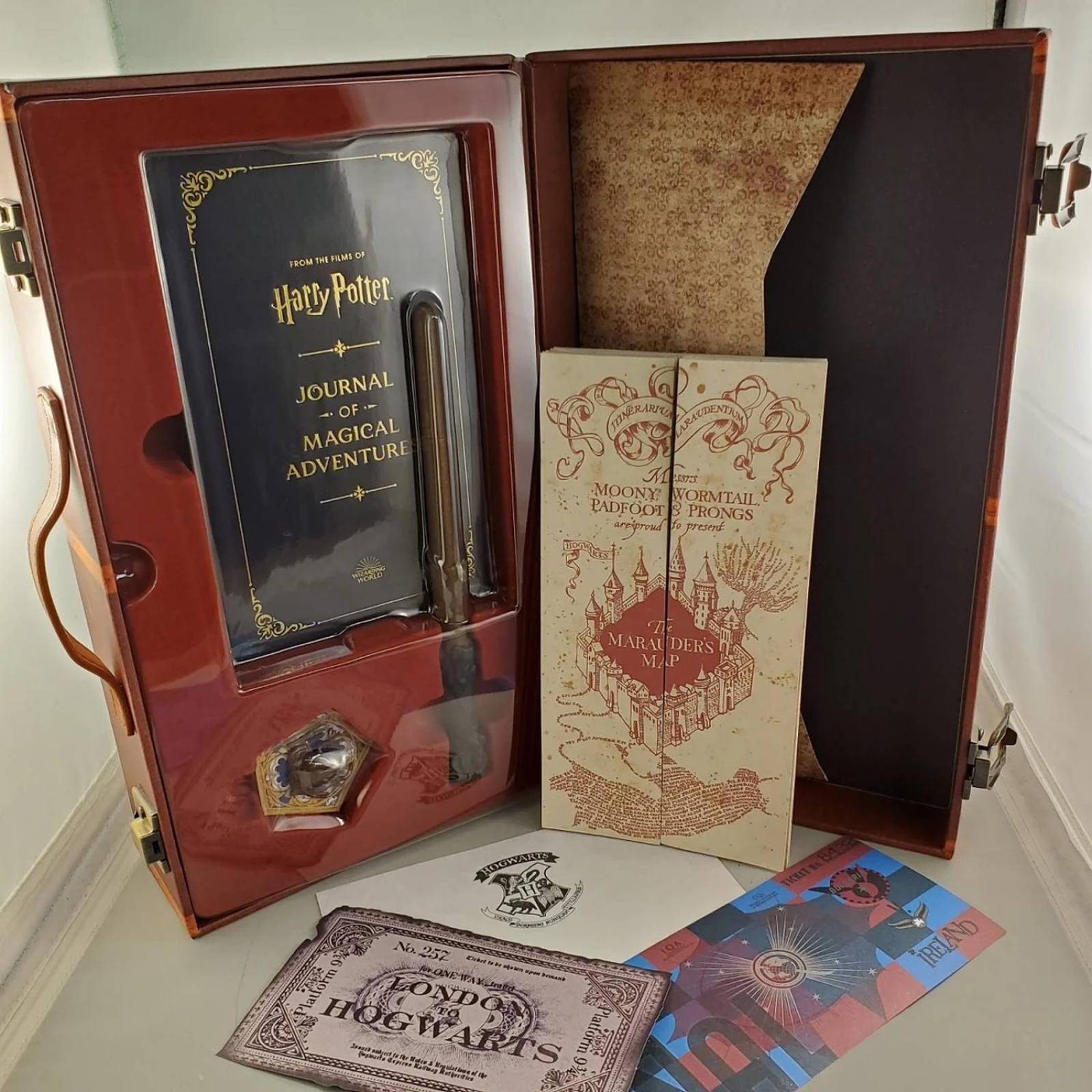 Hogwarts discount trunk set