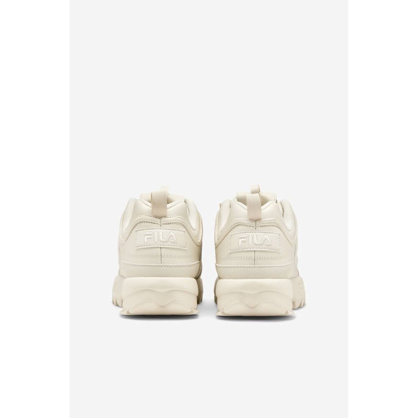 beige fila disruptor 2