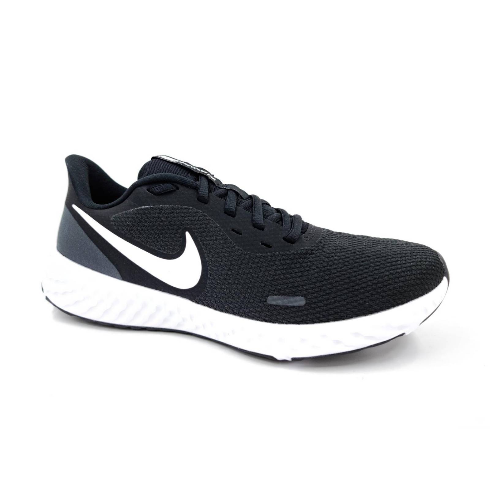 Tenis Nike Revolution 5 BQ3204002 Negro/Blanco-Hombre 