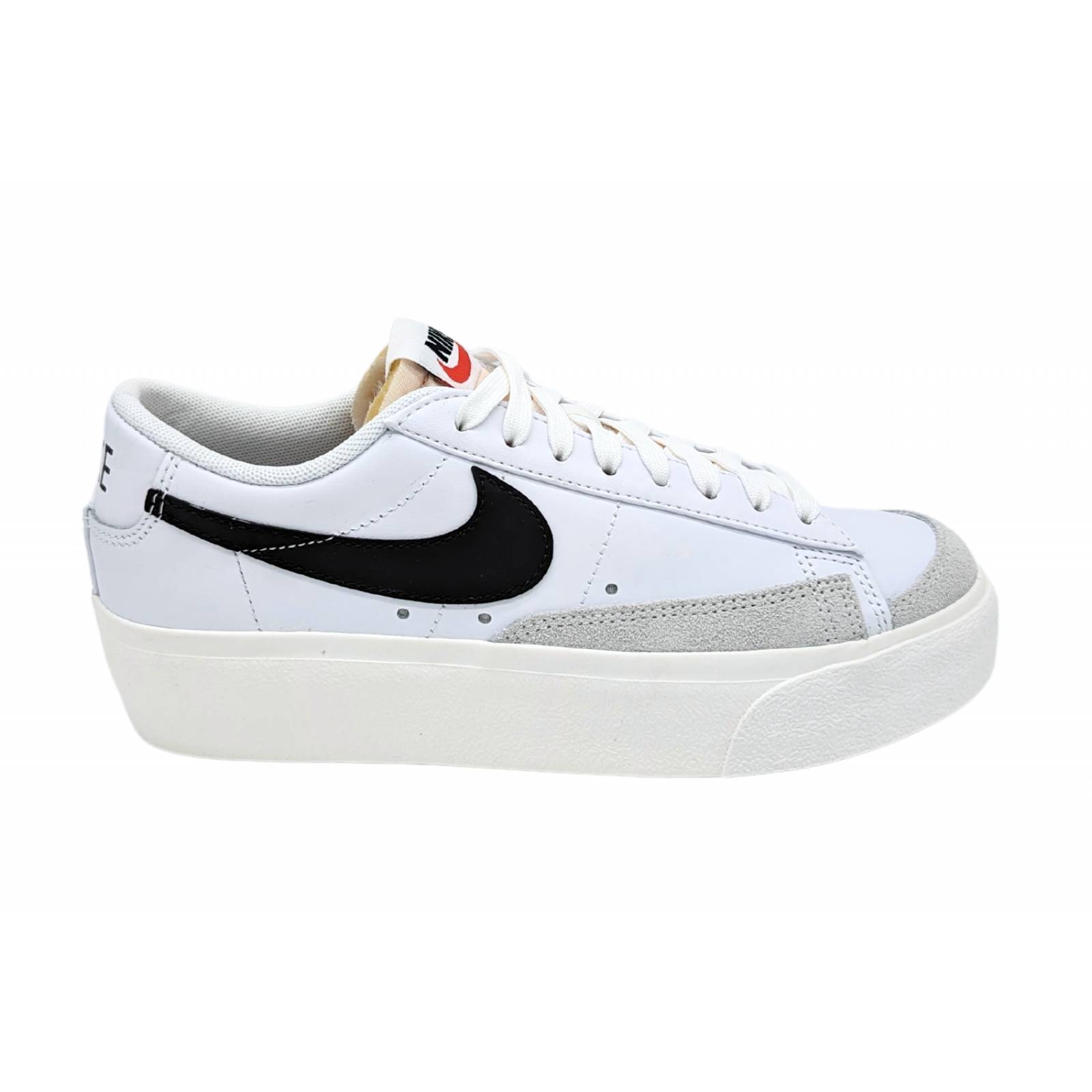 Tenis Nike Blazer Low Platform Blanco DJ0292 101 Para Mujer 