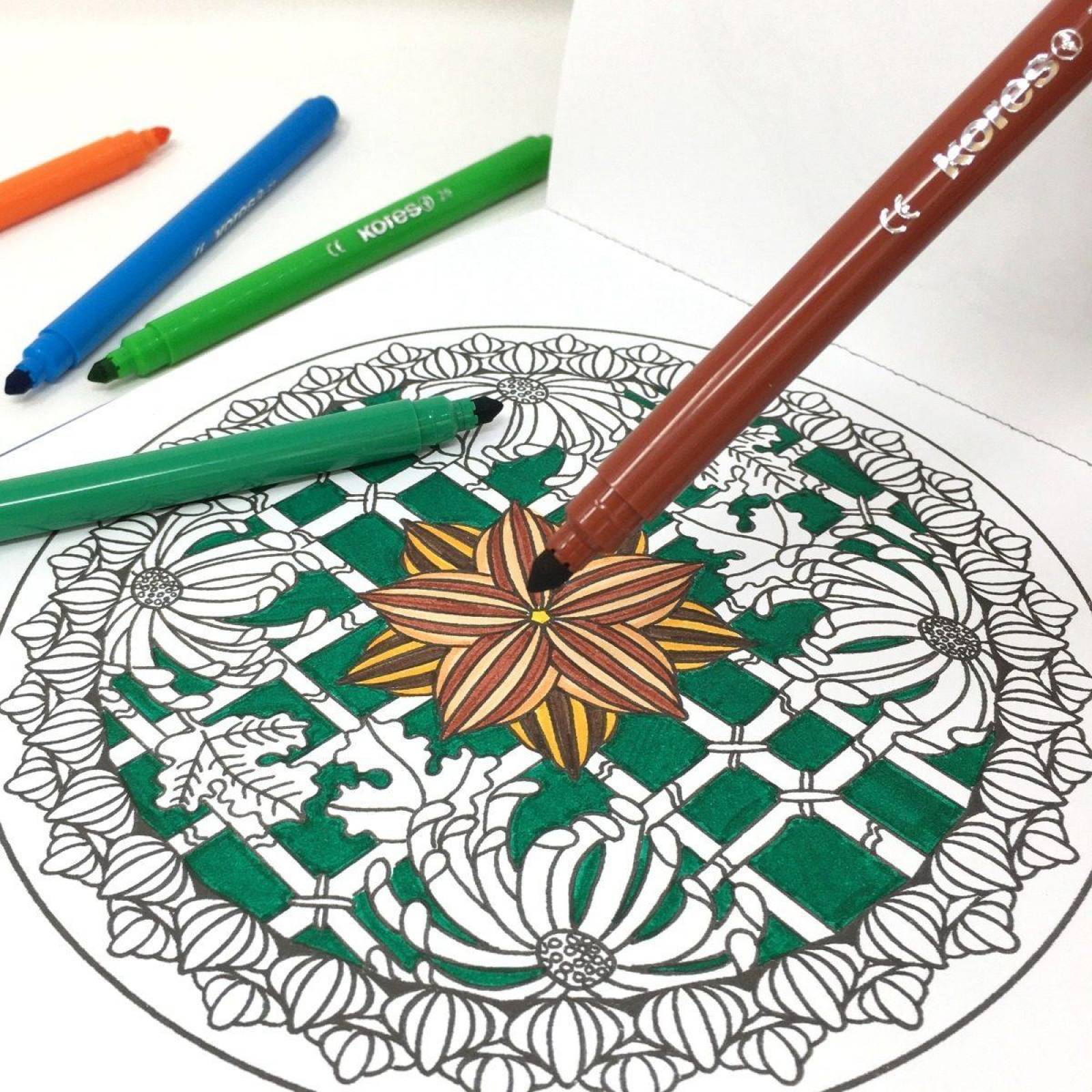 Block de Mandalas coloreables Arte Japonés Y Art Nouveau incluyen 24 Plumones 