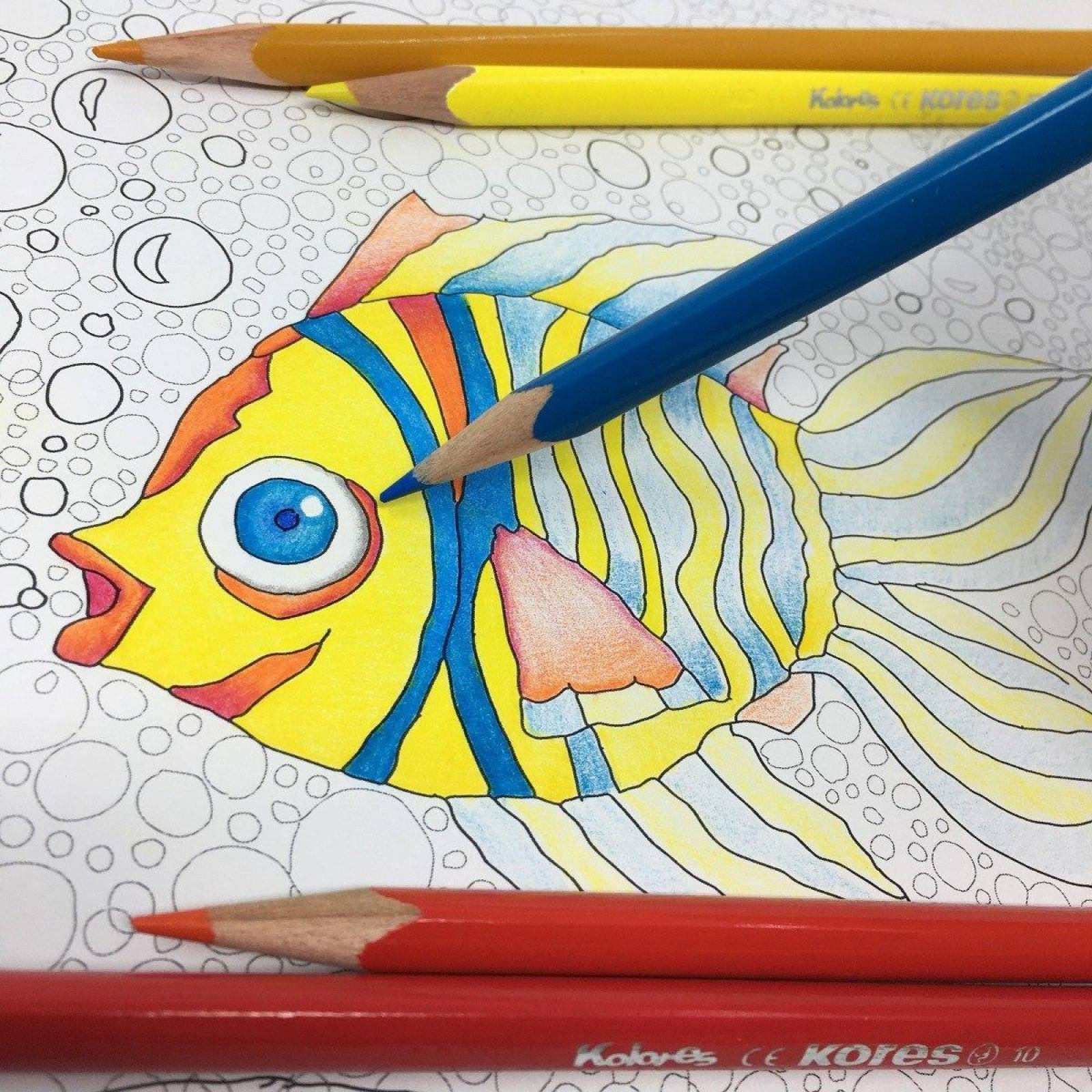 Cuaderno Para Colorear Peces Con 36 Colores De Madera Kores 
