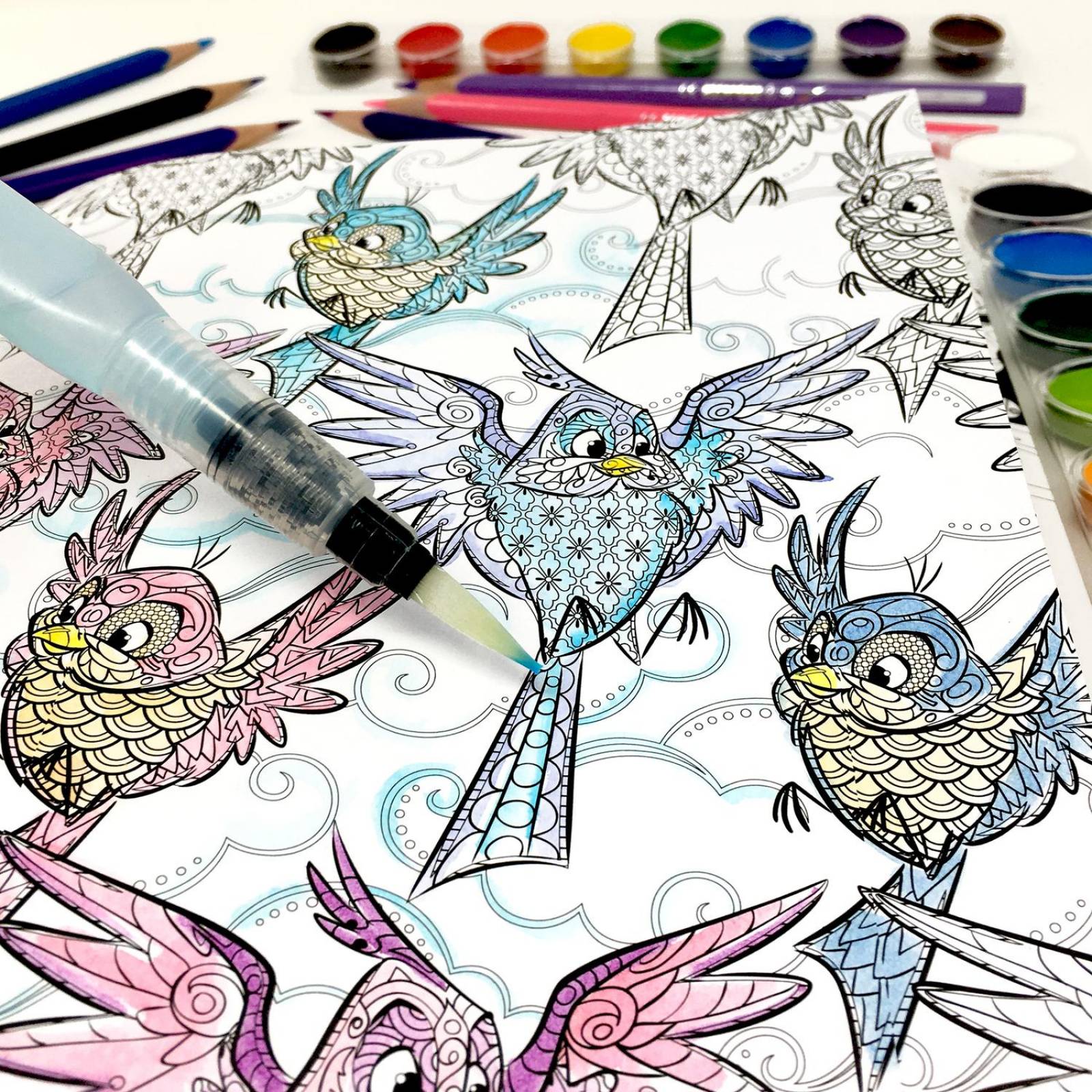 Libro Para Colorear Arte Antiestrés Amigos de Película, Lápices de color Acuarelables Y Acuarelas de 