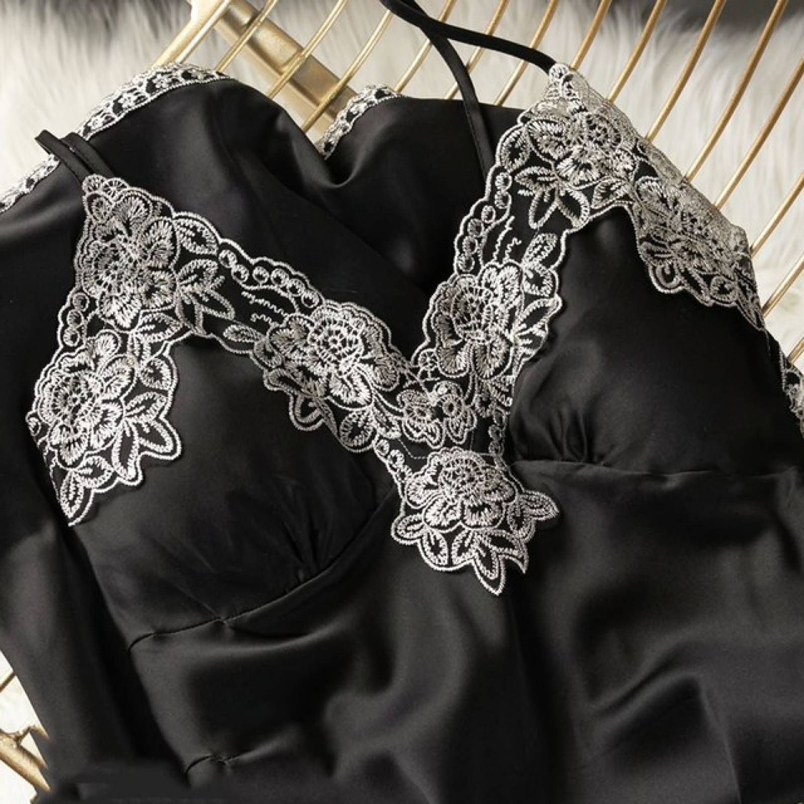 Pijama saten 6 en 1 Ügav conjunto bata, vestido, blusa, short, pantalon y pads