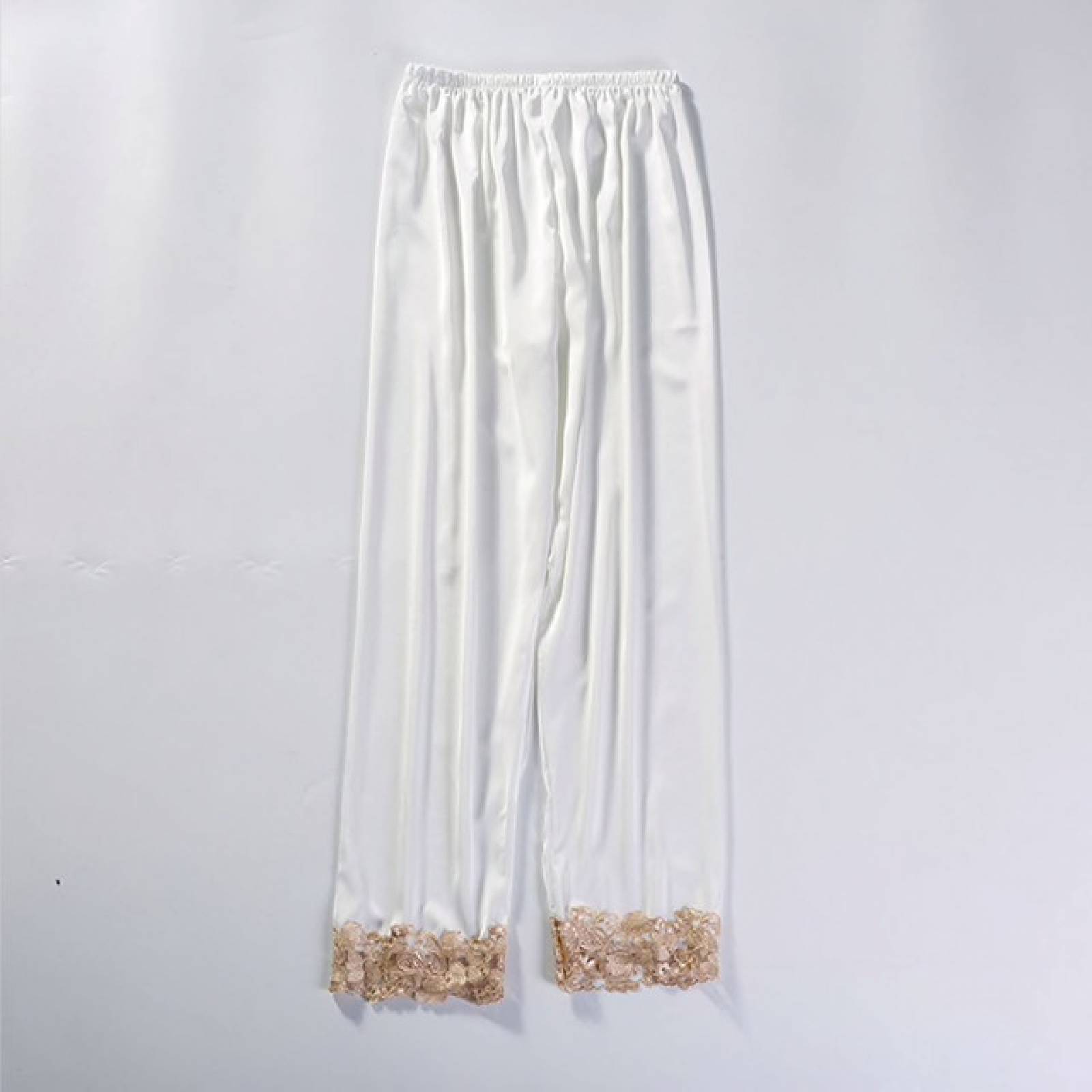Pijama saten 6 en 1 Ügav conjunto bata, vestido, blusa, short, pantalon y pads