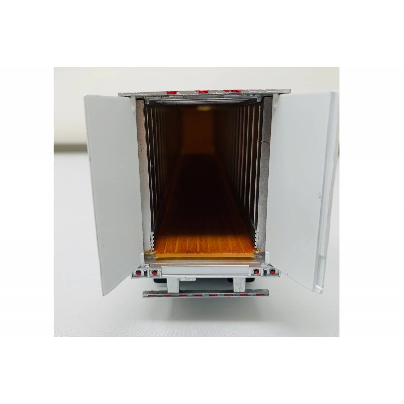 Caja Seca 53' Color Blanco Great Dan Tonkin 