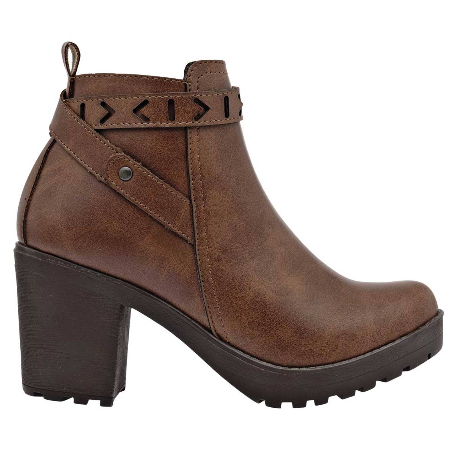 Bota y botin D. k. ch. Cafe Rogue56