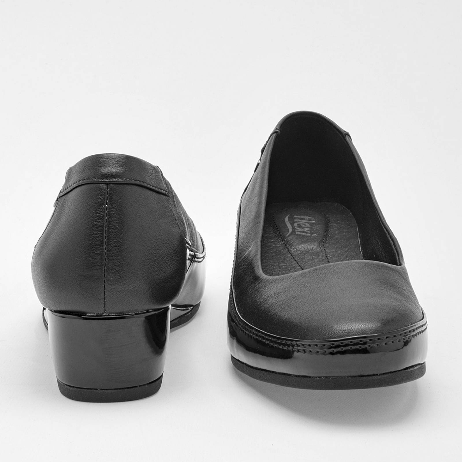 Zapato confort Flexi Negro 127001