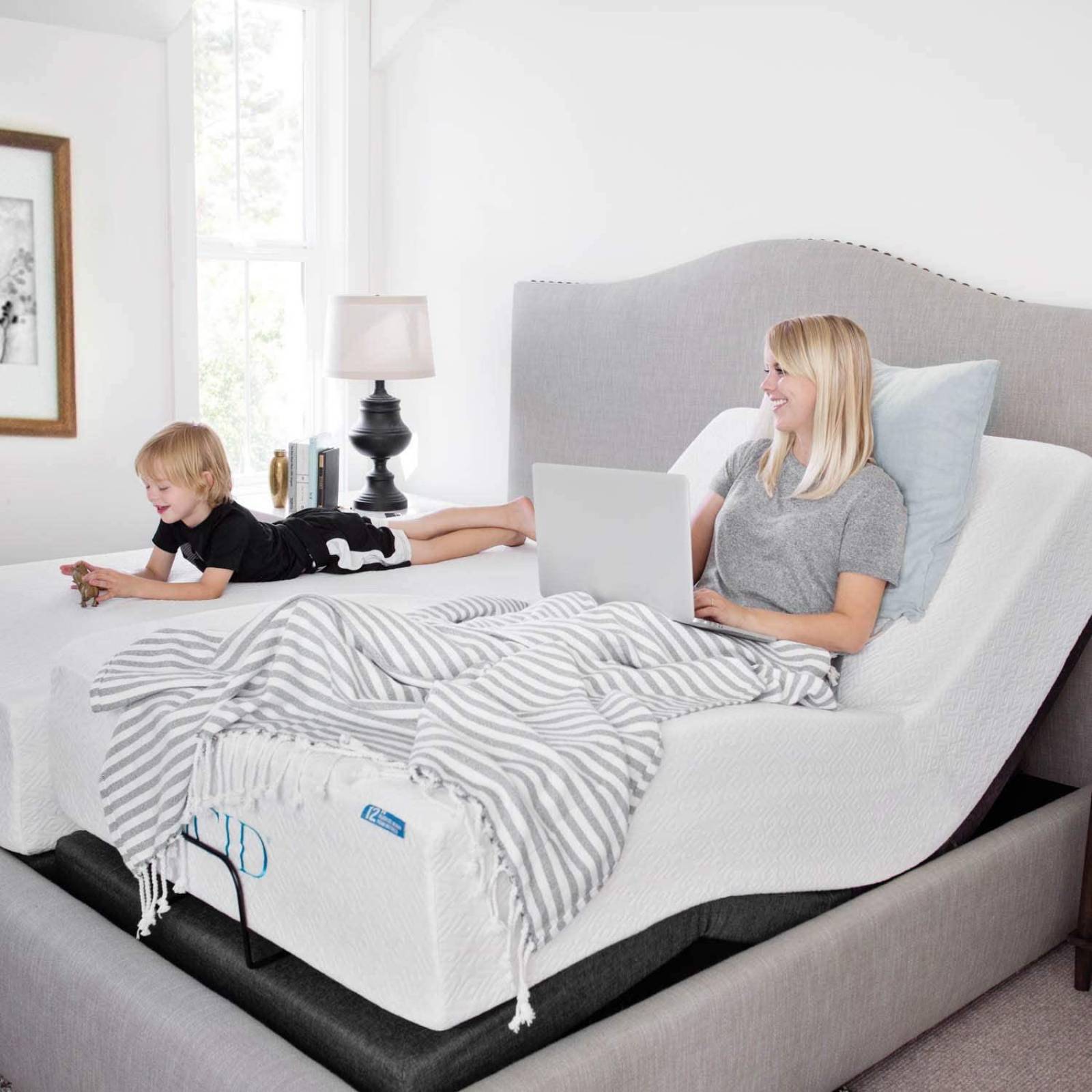 Cama Ajustable LUCID L300: Eléctrica de Acero Queen Carbón