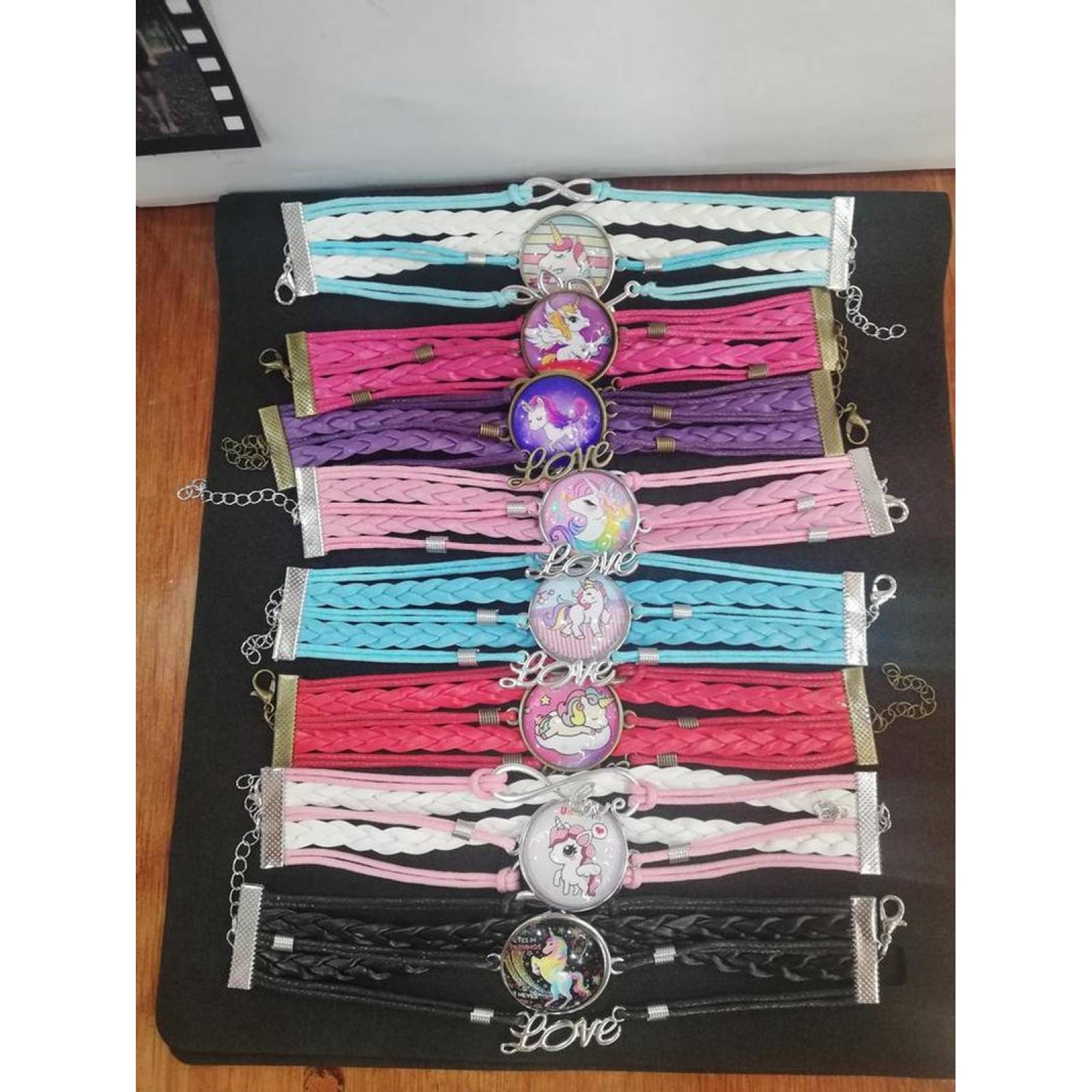 Brazalete para Niña Bonita de Piel MXFSB-016 1 pza, Pulsera Trenzada Morada Purple Plástico y Metal, FashBrace