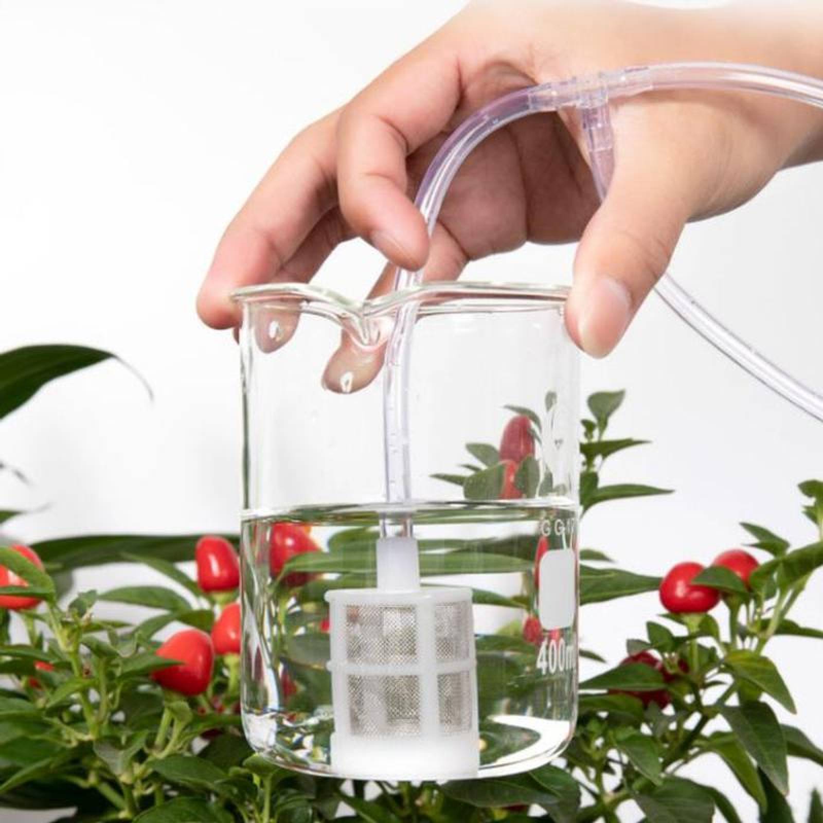 Sistema de Riego para Plantas MXDPY-001-3 Bomba Simple 1 Filtro Manguera 10m Flecha de Goteo 10 pzas Conector en T 10 pzas 120ma 5V 3W Carga USB Batería de Litio No incluidas, DripSys