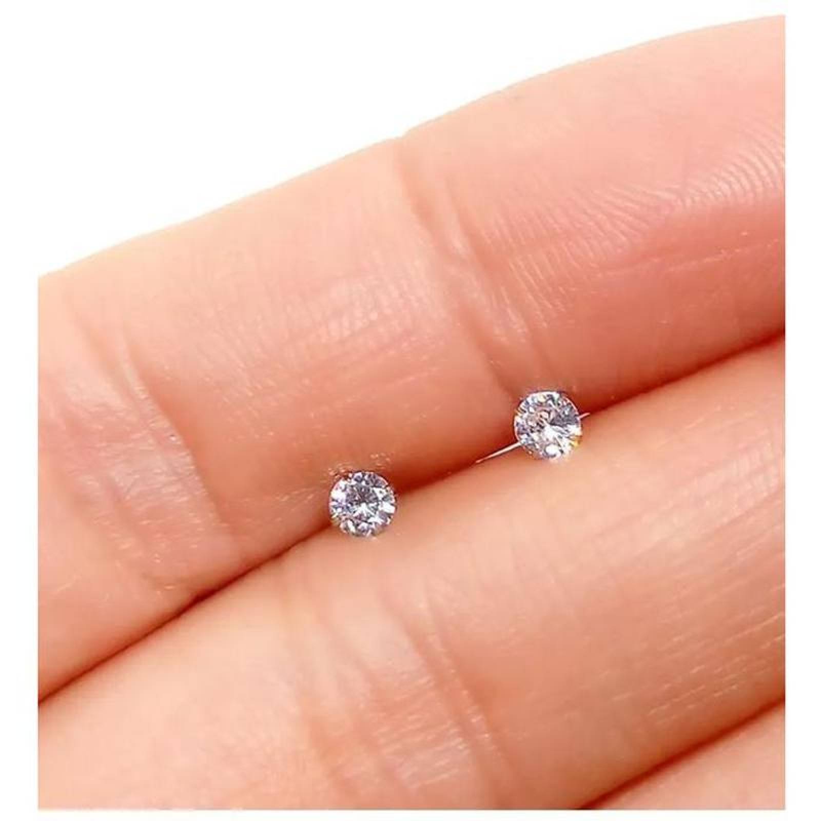 Aretes con Cristal de Zirconia MXDMX-001-4 1 Pza 5mm Aretes de Broquel Color Plata Metal, DiamLux5