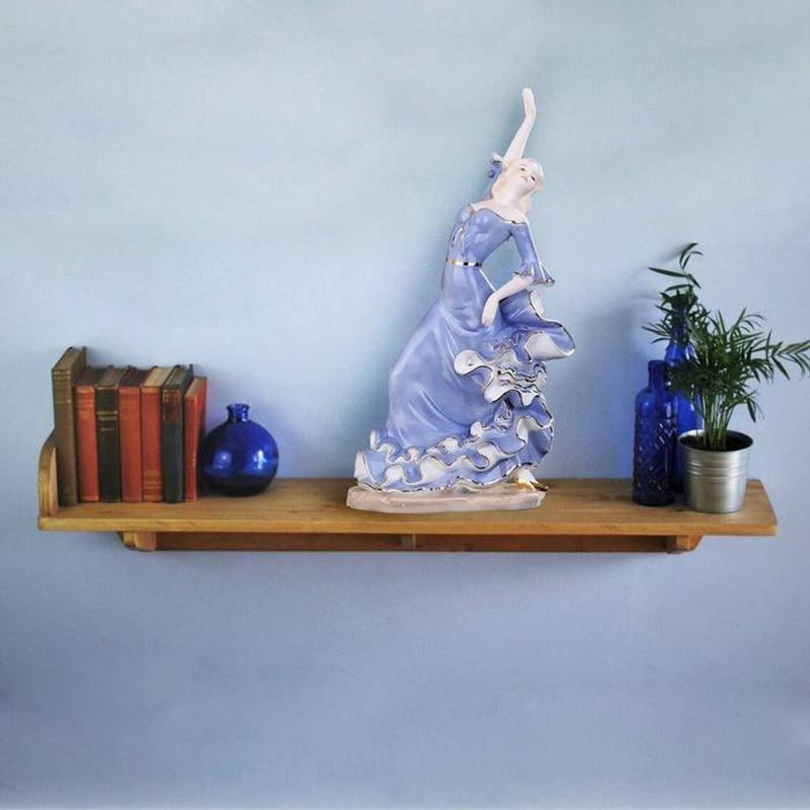 Figura Inspira Europea Porcelana MXMCB-001-10 1pza 18x34x12cm Frente x Alto x Fondo Porcelana Artesanal MadameBlanc