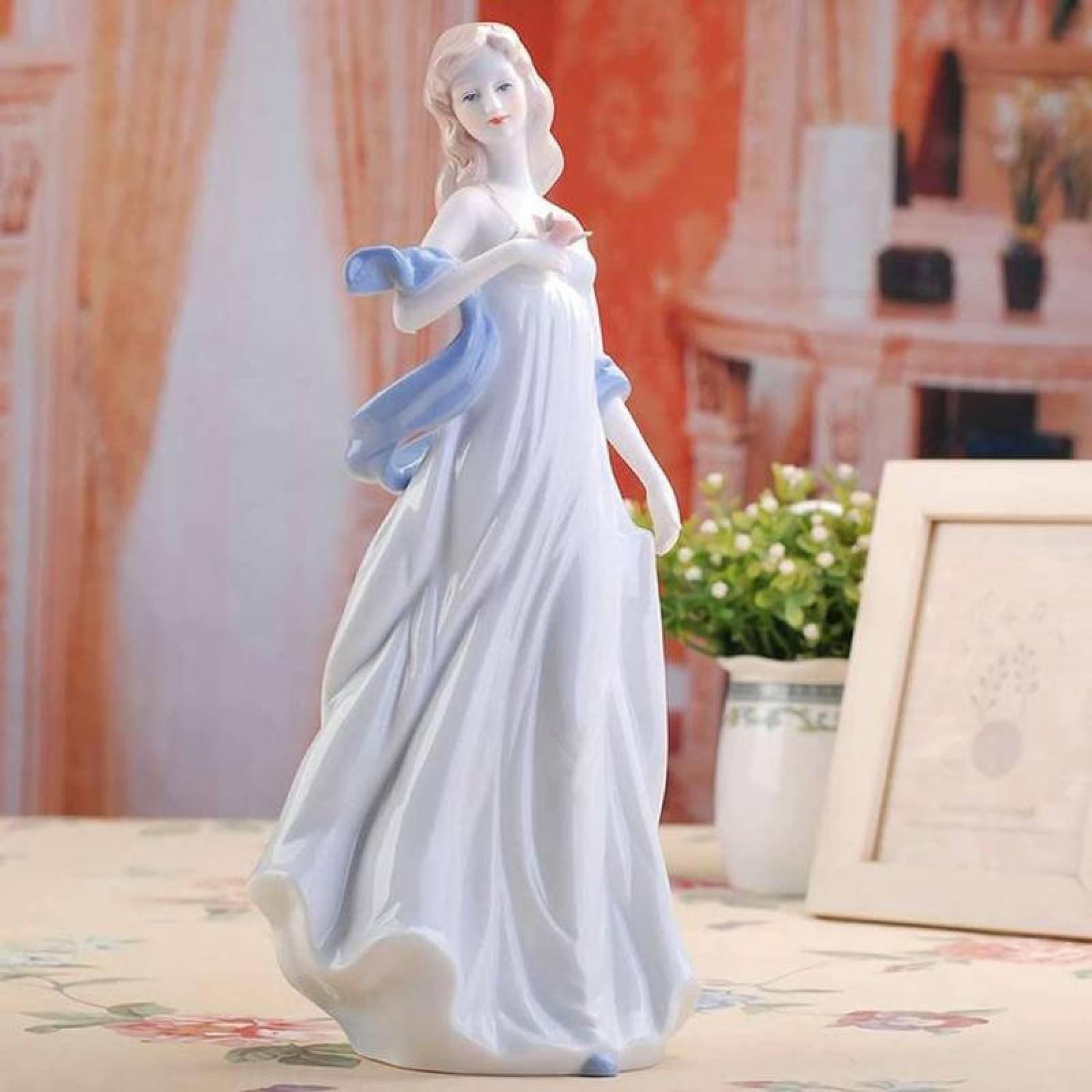 Figura cerámica única mujer MXMWJ-001-10 1pza 12x30x12cm Frente x Alto x Fondo Porcelana Artesanal MadameToussaint