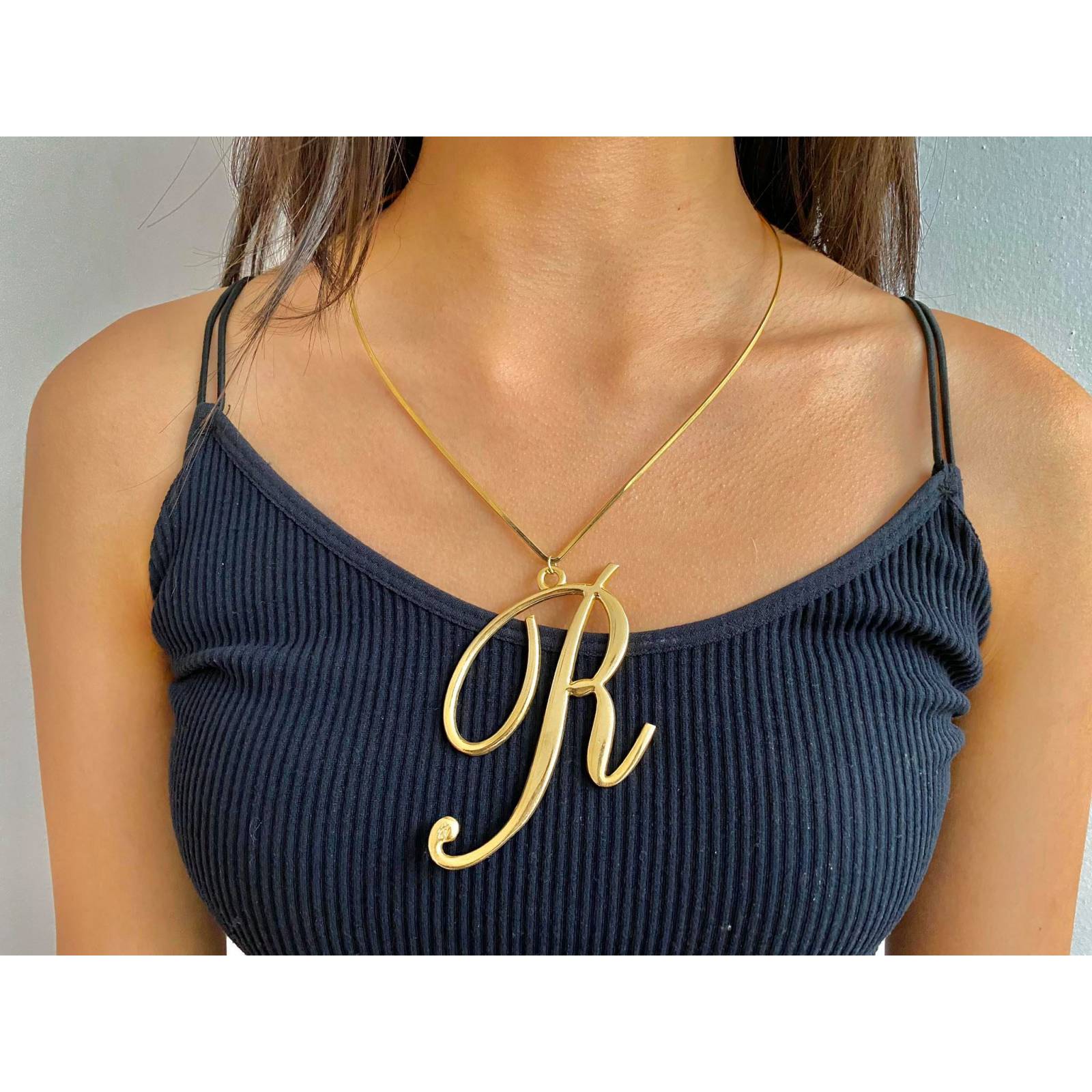 Collar Karina con Letra R- Chapa de Oro 18 kts
