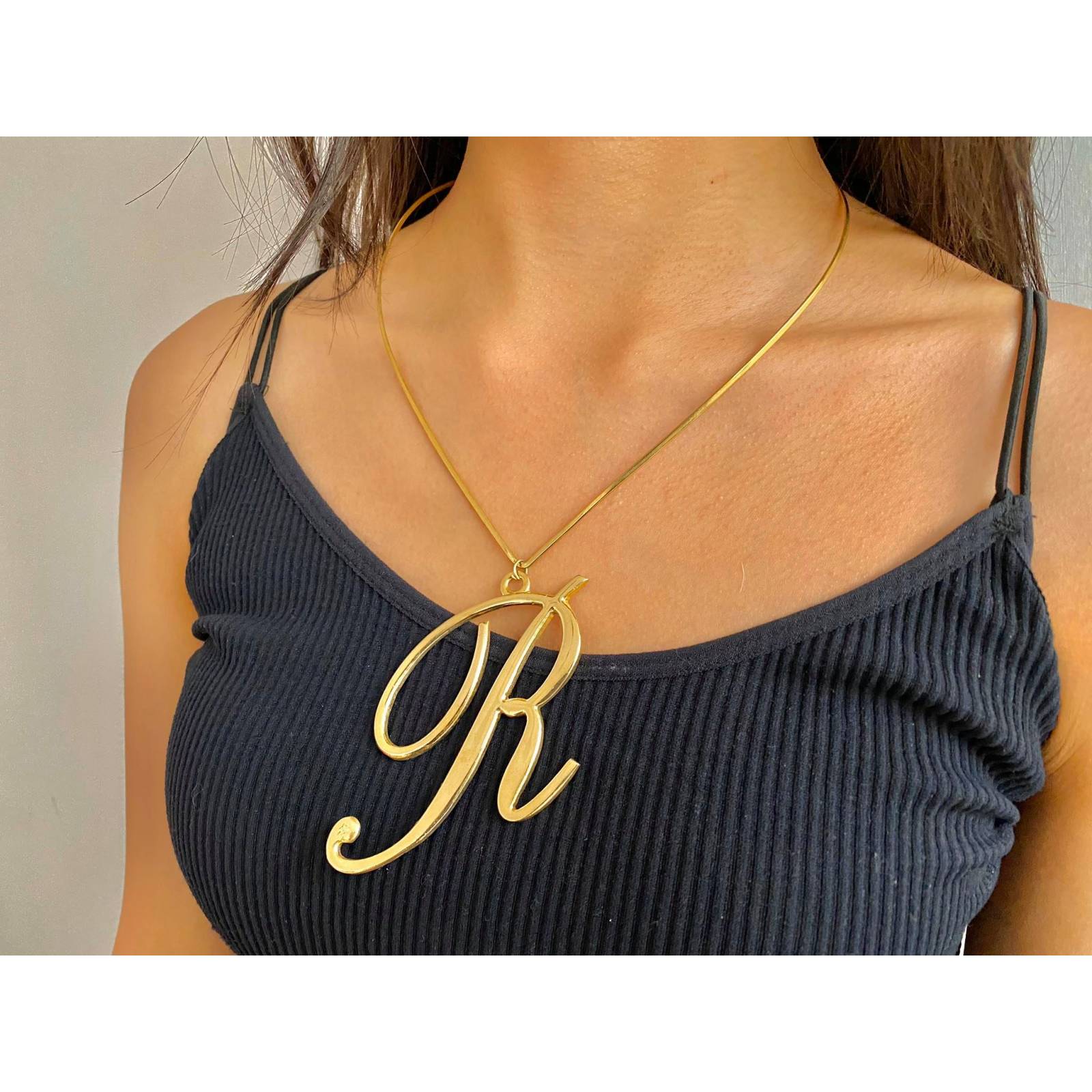 Collar Karina con Letra R- Chapa de Oro 18 kts