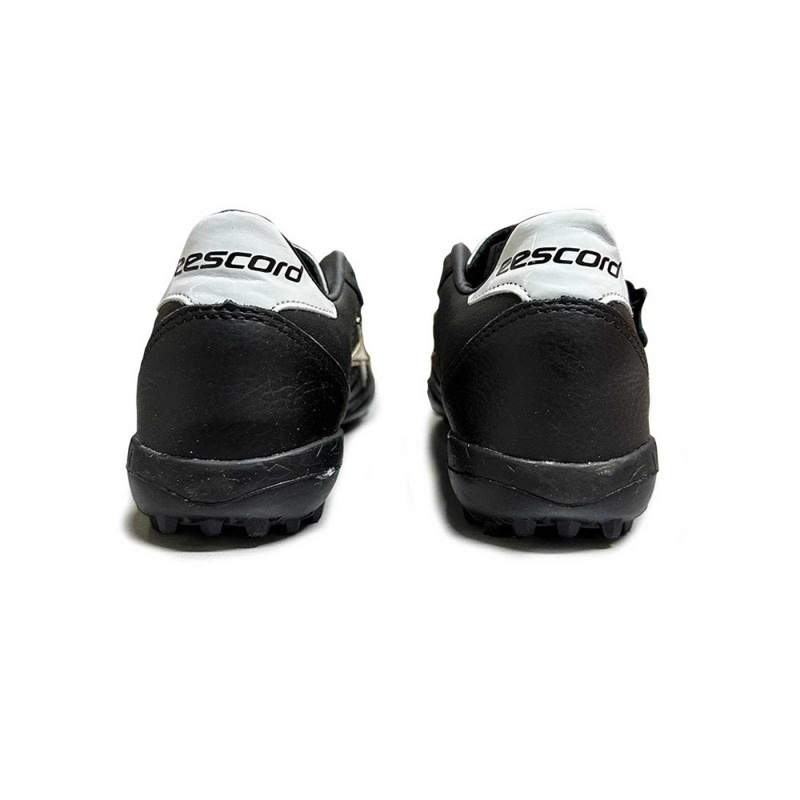 Tenis Eescord Futbol Rapido Niño 3040 Negro/Blanco PIEL