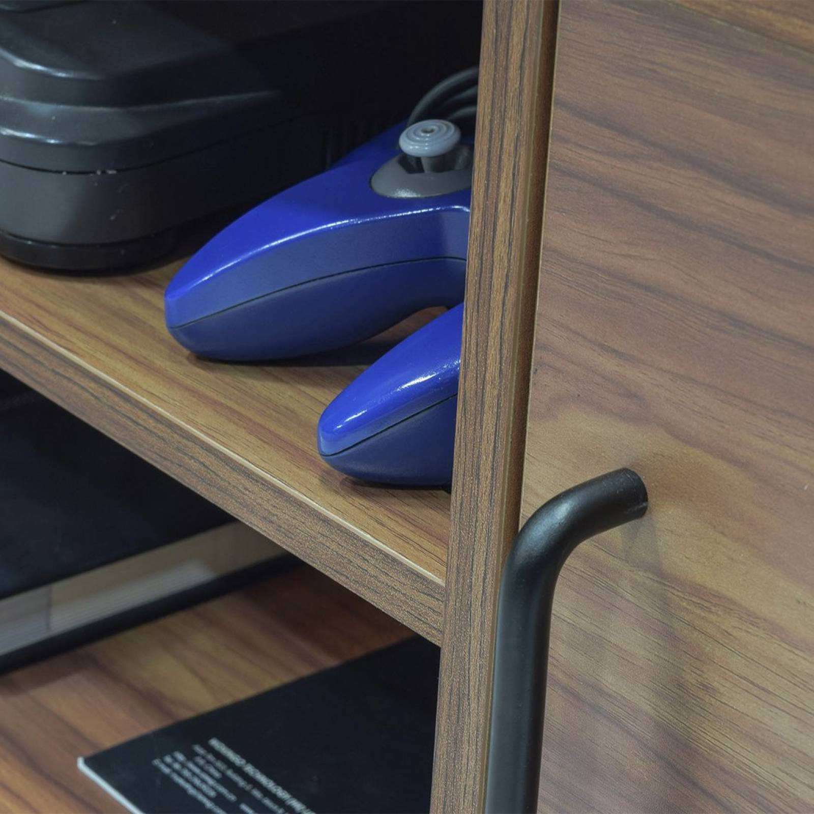 Mesa Minimalista para TV textura madera