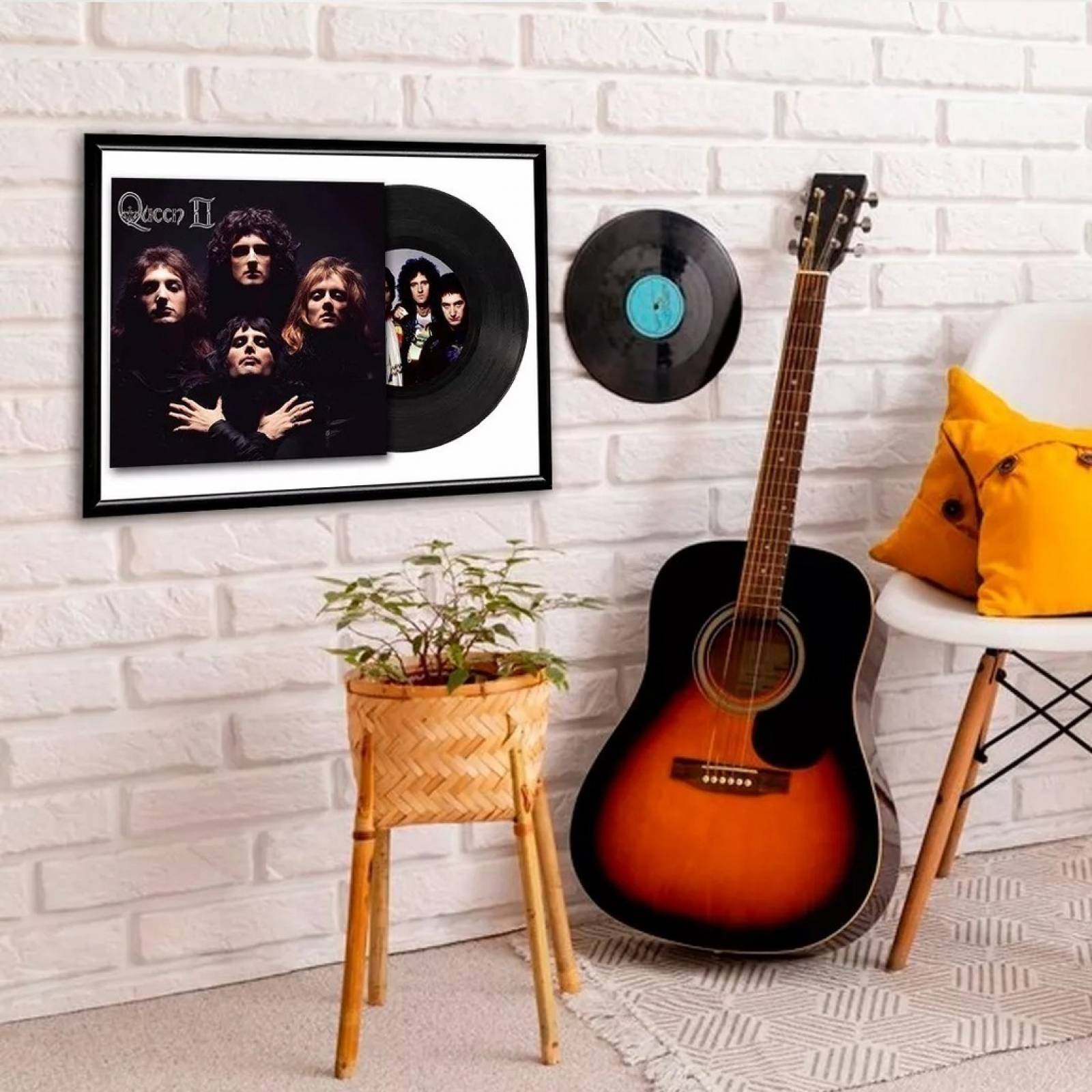 Cuadro Queen Decorativo Vinilo 40x60cm Marco Negro