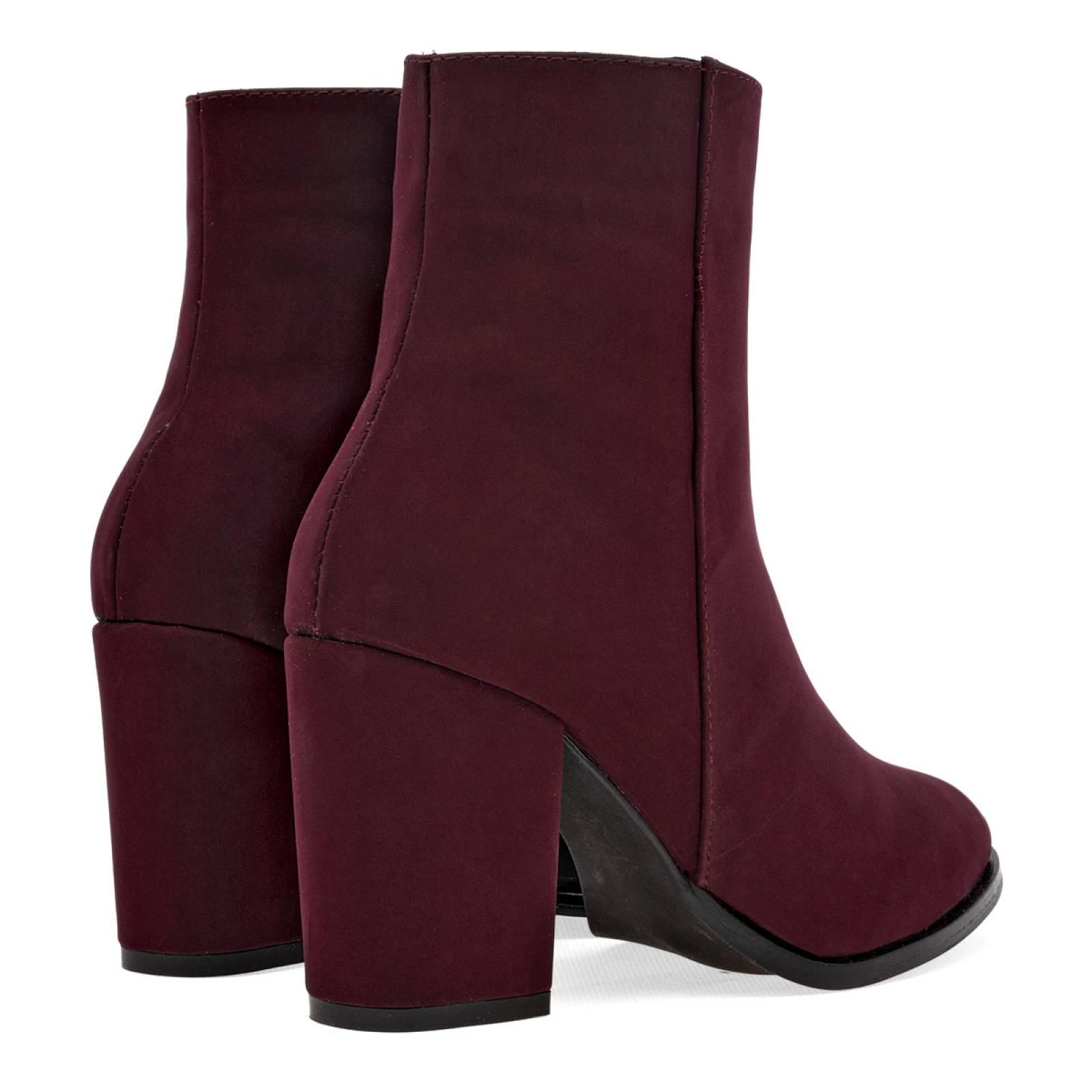 Bota y botin Catalina 6022 Vino