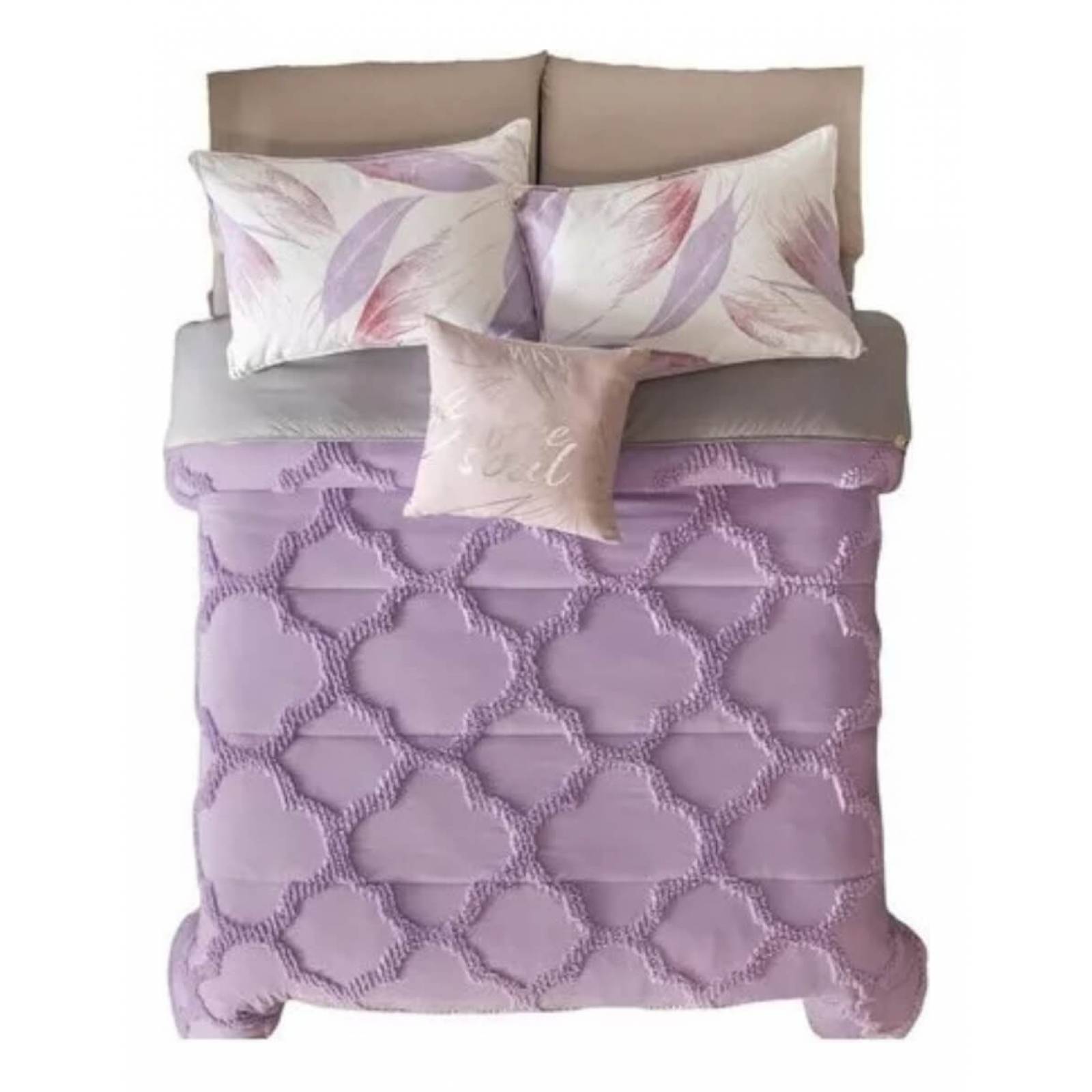 Edredón king size morado c/ relieve. Incluye fundas y cojín