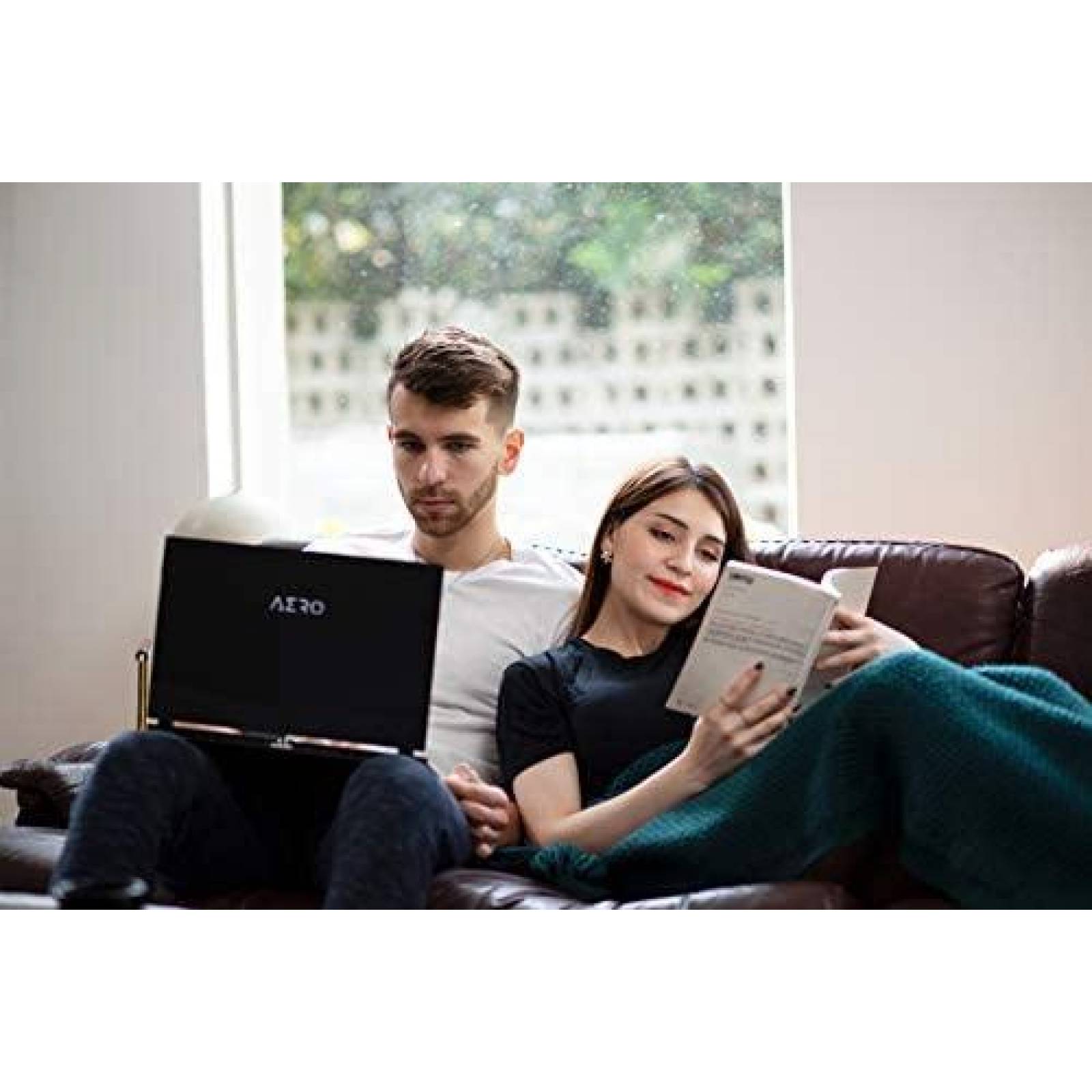 Laptop Gigabyte AERO 15 i7-10750H 16GB RAM 512GB SSD -Negro