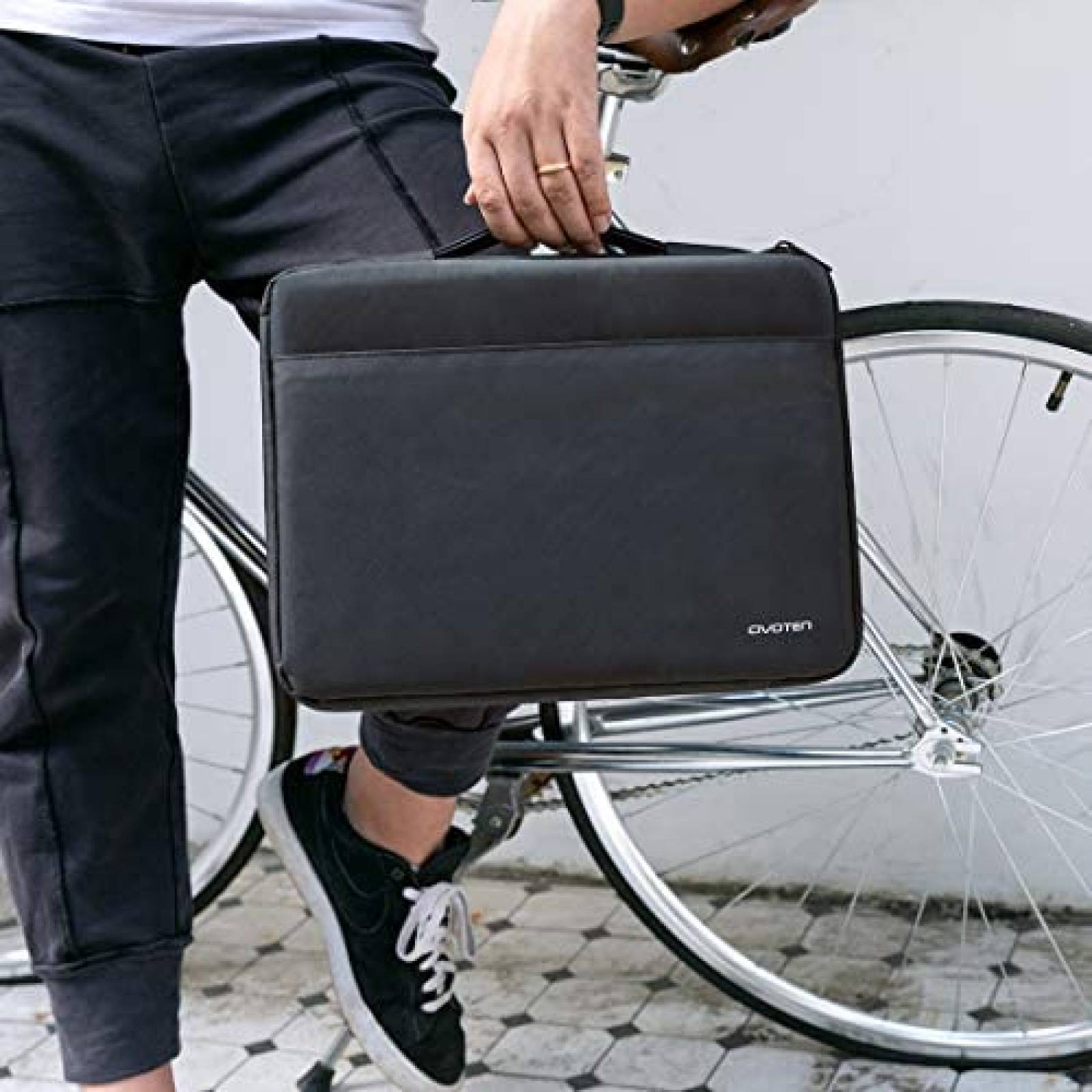 Estuche Laptop CIVOTEN CL02-14BD-US 14" Protector -Negro