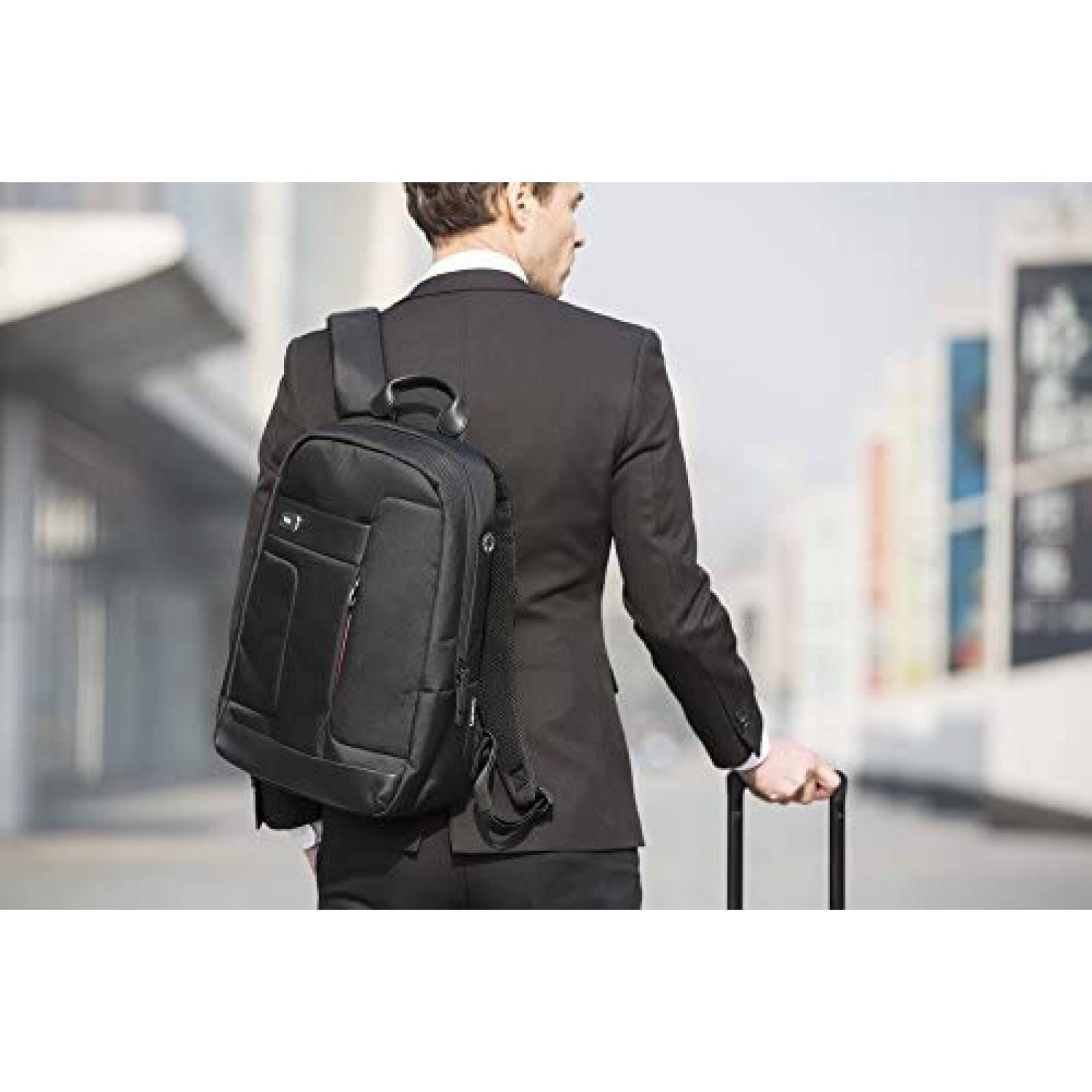 Mochila Lenovo GX40M52024 Para Laptop de Hasta 15,6" -Negro