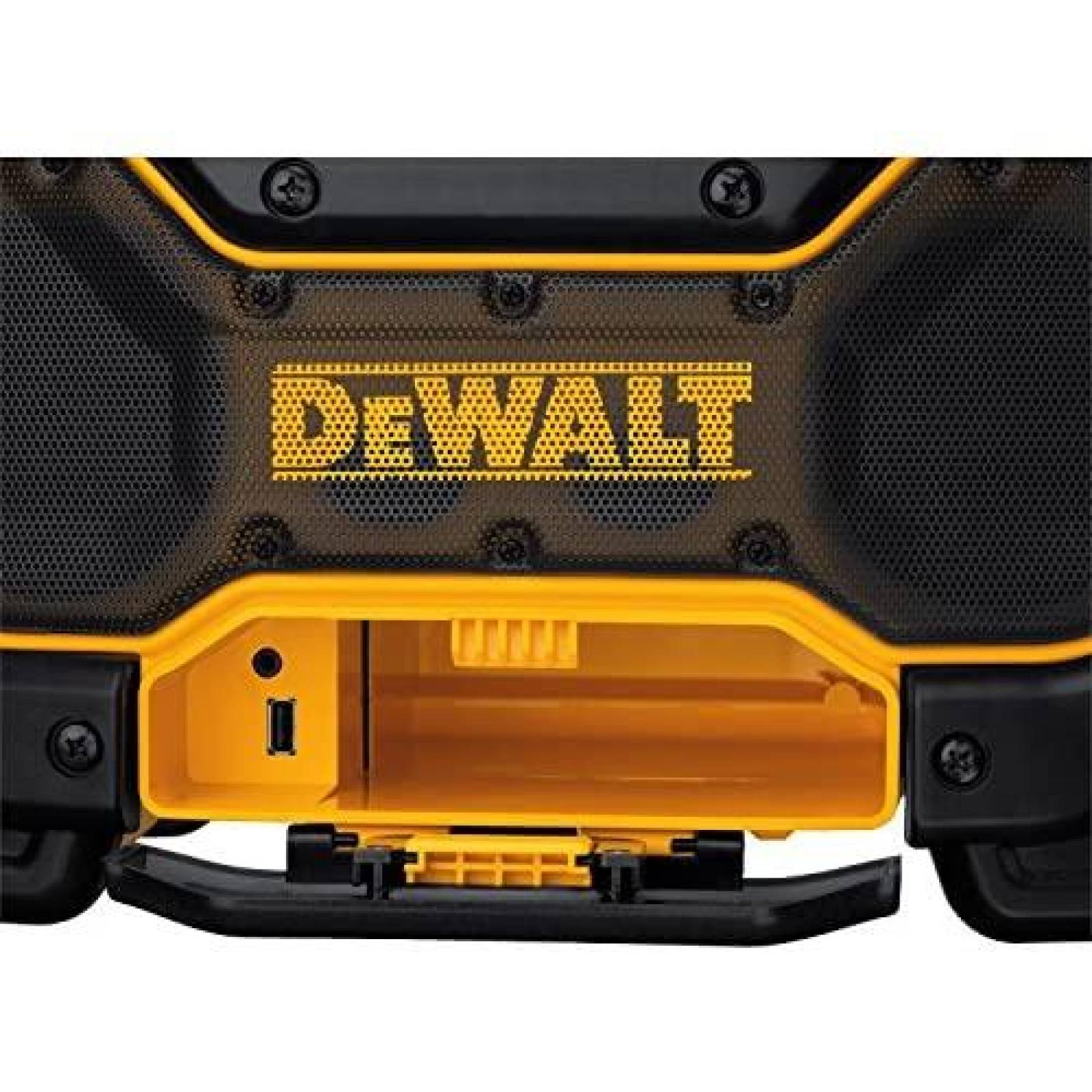 Radio Dewalt Portatil Bluetooth con Cargador de Baterias