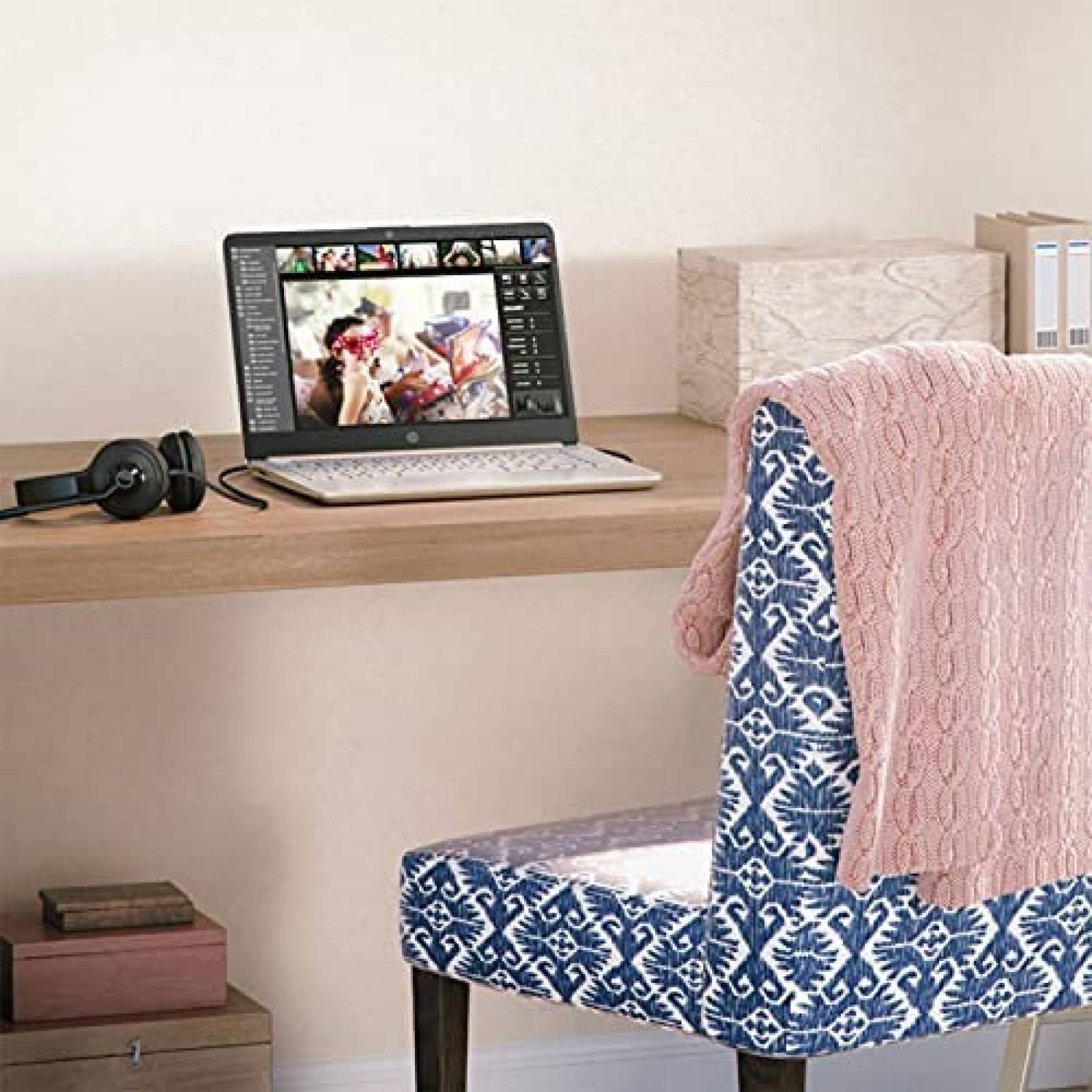 Laptop HP 14" Intel Dual-Core 16GB 64GB Windows 10 - Dorado