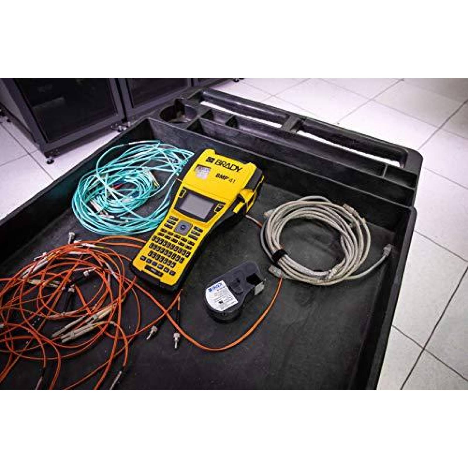 Iimpresora Brady BMP41 1'' de Etiquetas Troqueladas