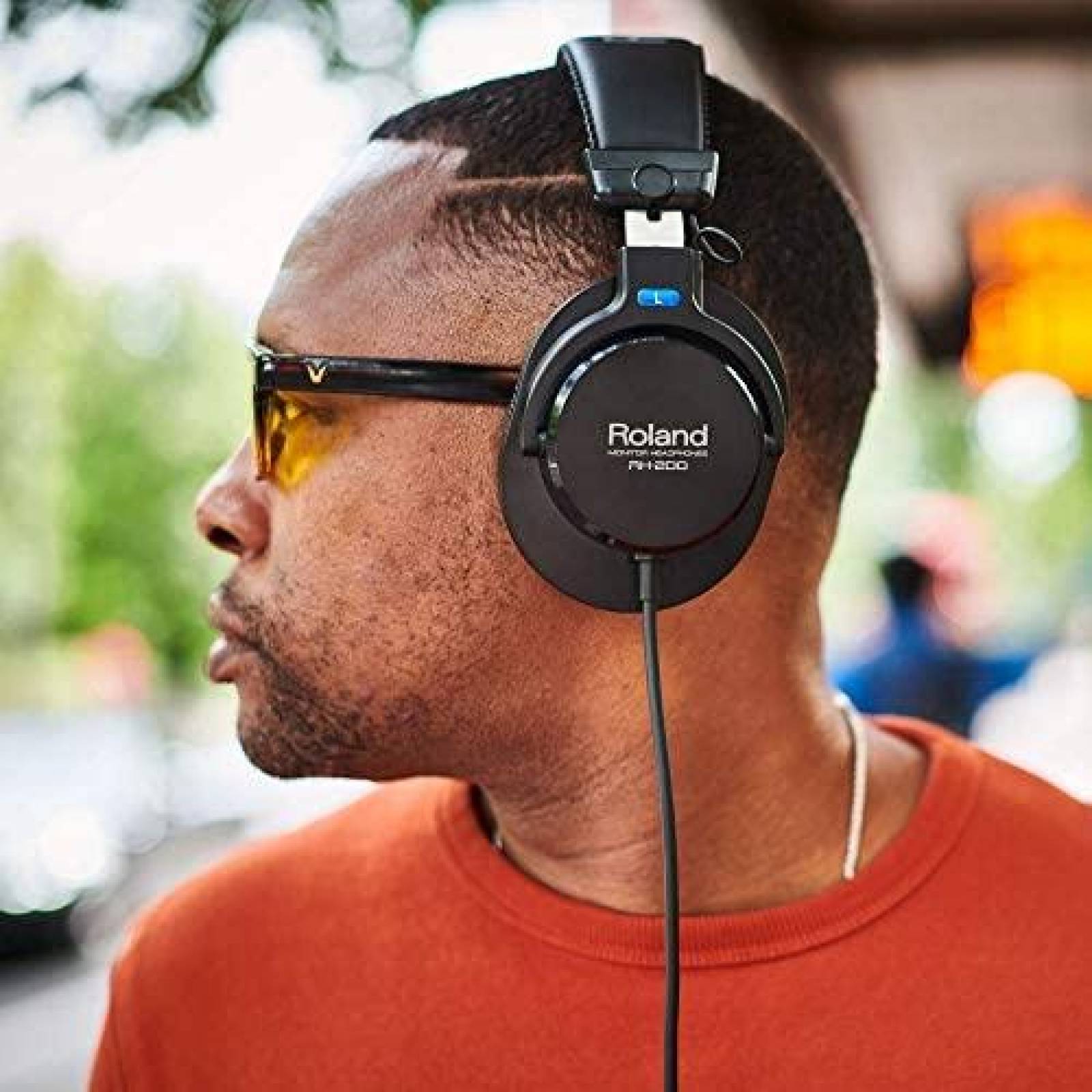Auriculares Roland RH-200 Para Monitor Cable Espiral -Negro