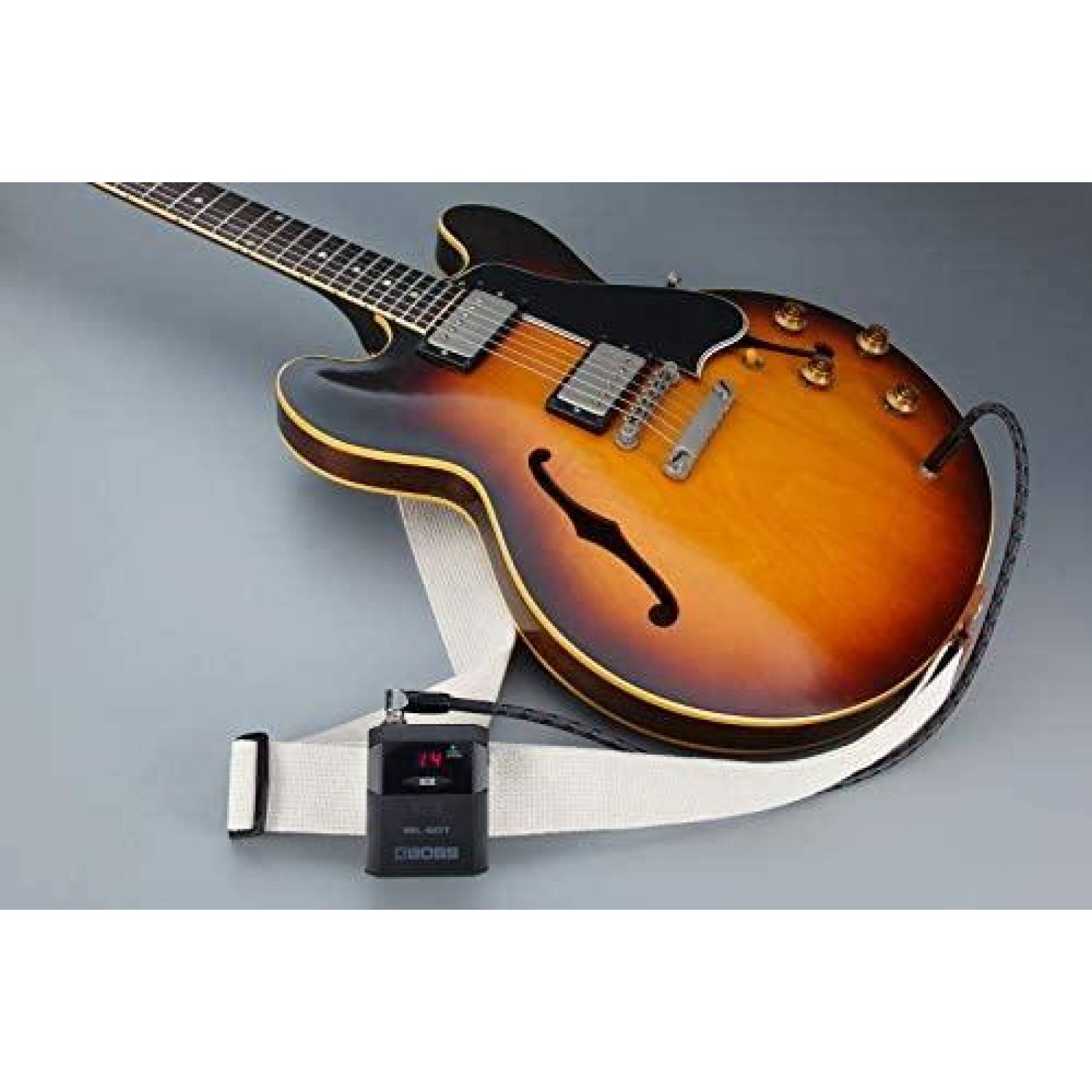 Transmisor BOSS Inalambrico para Guitarra LED -Negro