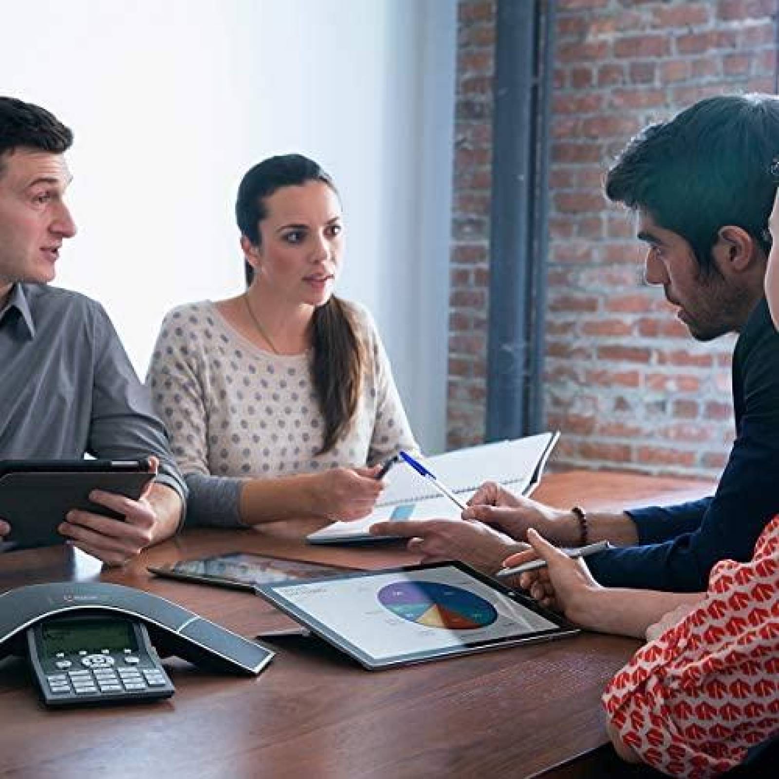 Estacion de Sonido Polycom IP 7000 Calidad de Voz -Negro