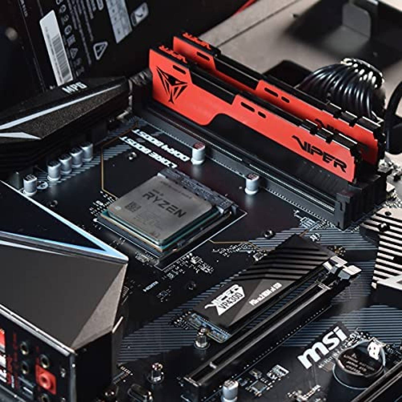 Memoria Patriot Memory PVE2432G266C6K 32GB DDR4 -Rojo