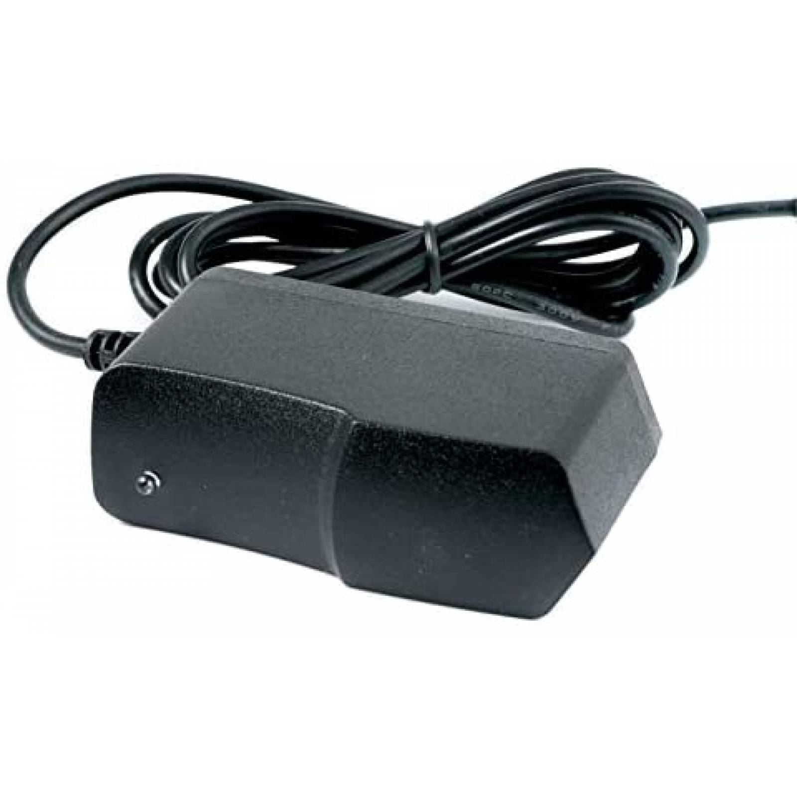 Cargador Generico 100v-240v DC 5V 2000mA 3 ft -Negro