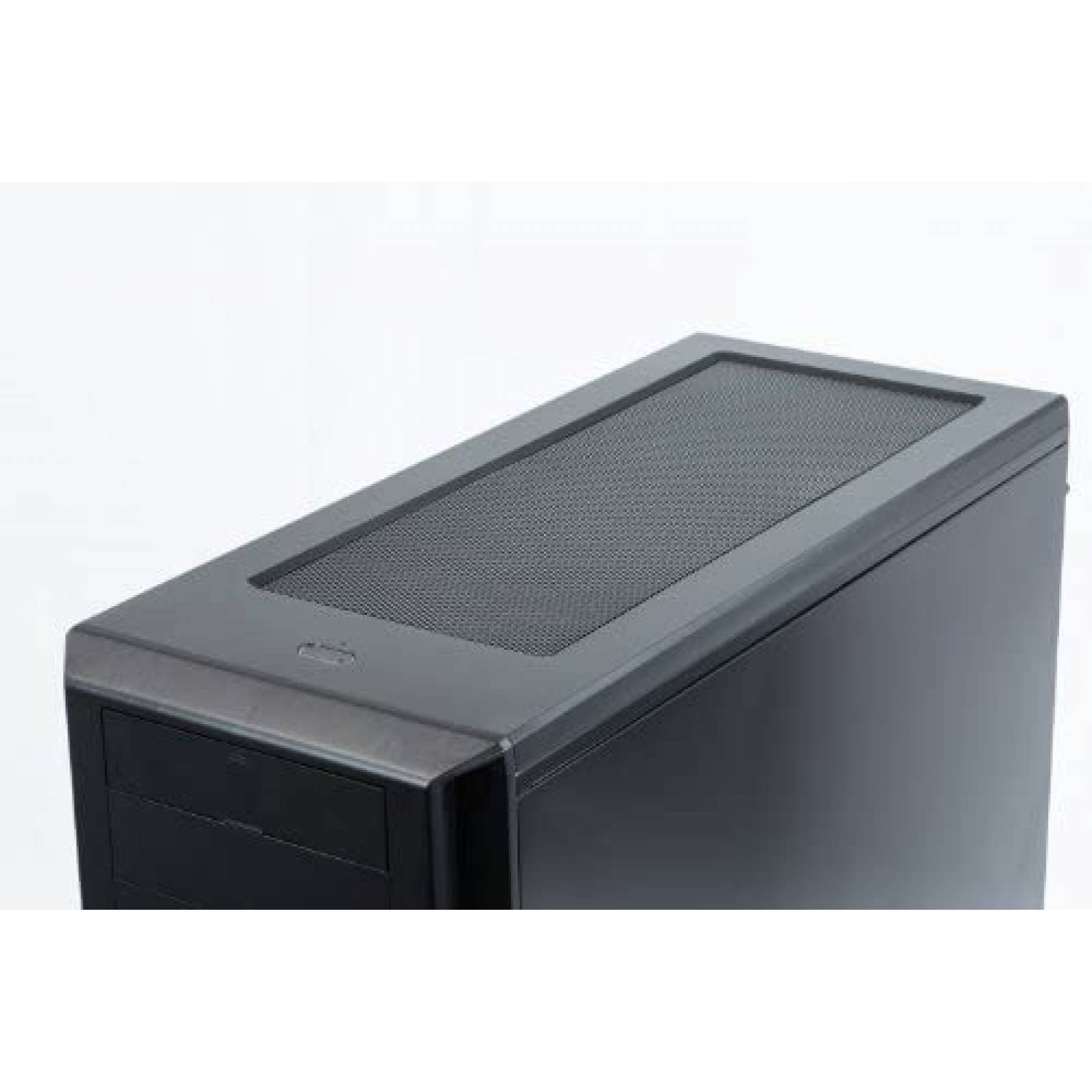 Gabinete Phanteks Enthoo Pro con Ventilador de 200 mm -Negro