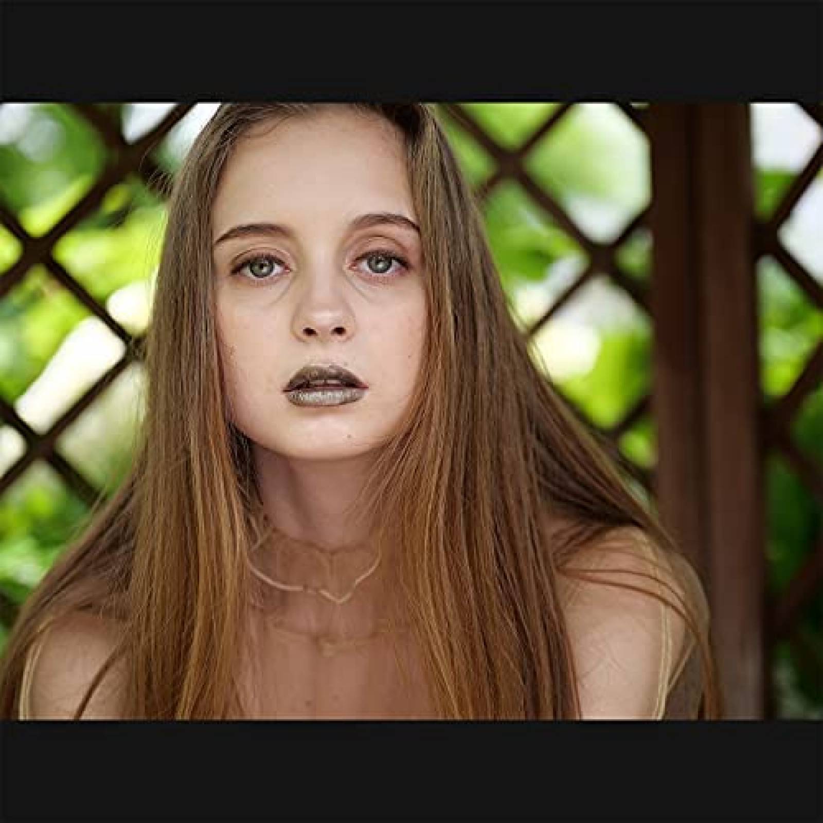 Lente de Camara Panasonic LUMIX 0.984-1.969 in F1.7 ASPH