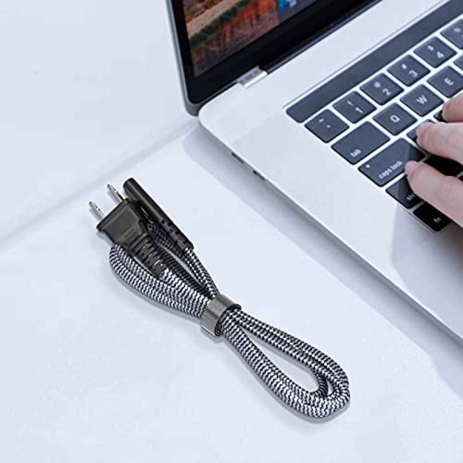 Cable de poder consola PS Goalfish 6.6ft 125V -Negro