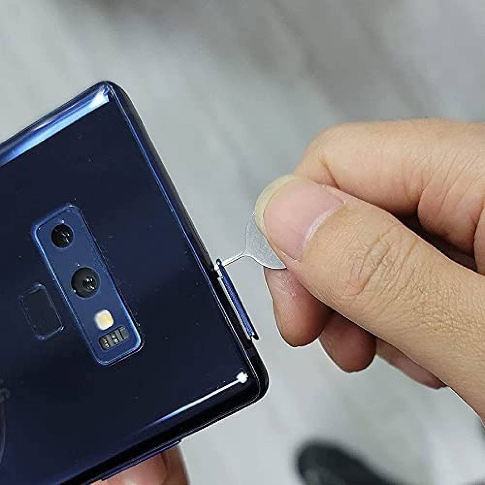 Pack clips para remover tarjeta SIM MMOBIEL x50 -Plateado