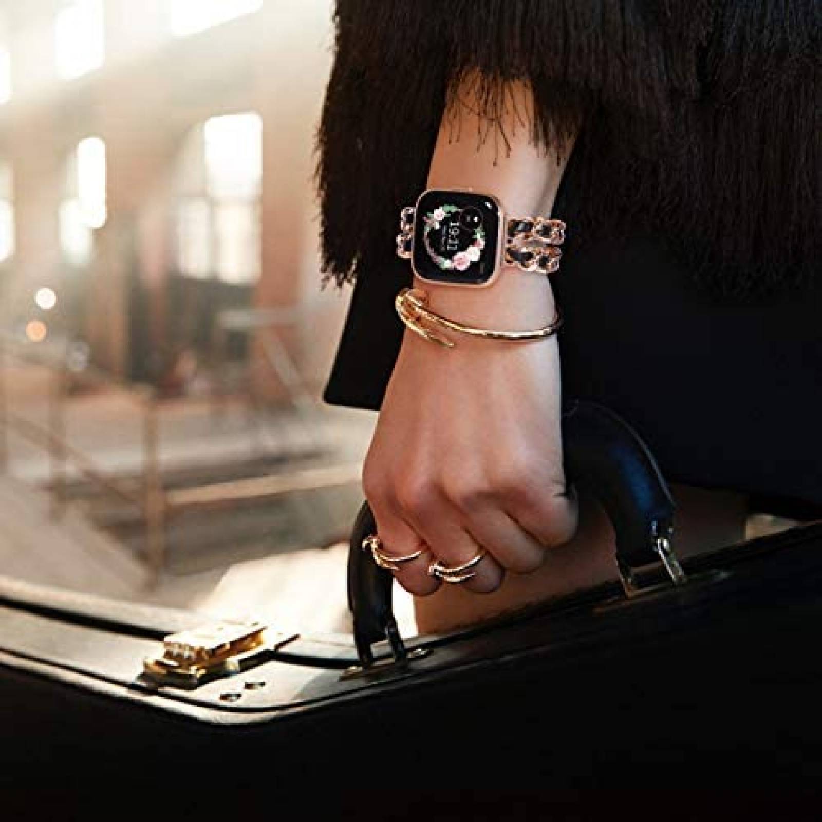 Pulsera NewWays para Fitbit Versa 2/SE -Negro/Dorado