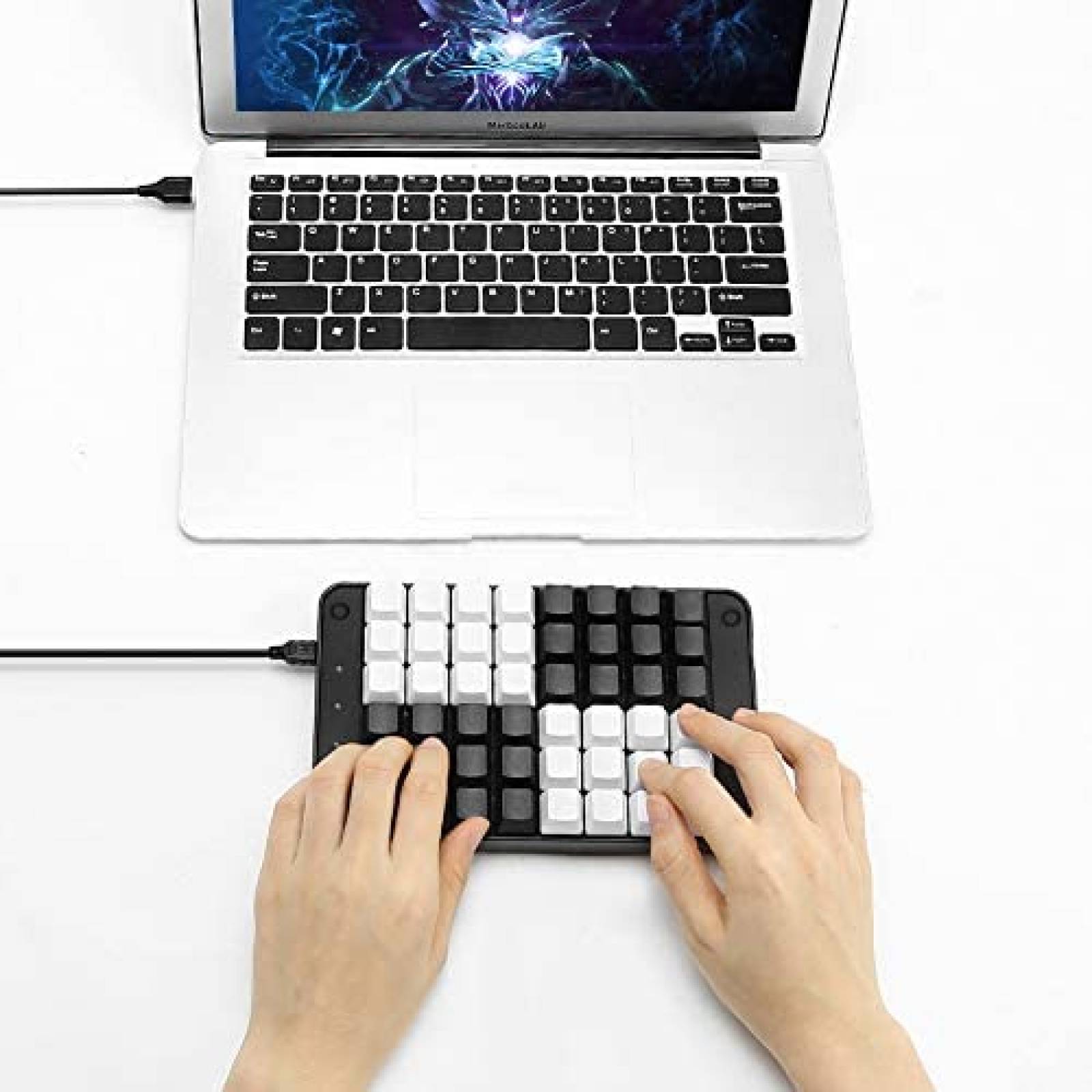 Teclado Gamer Koolertron Programable 48 Teclas -Negro
