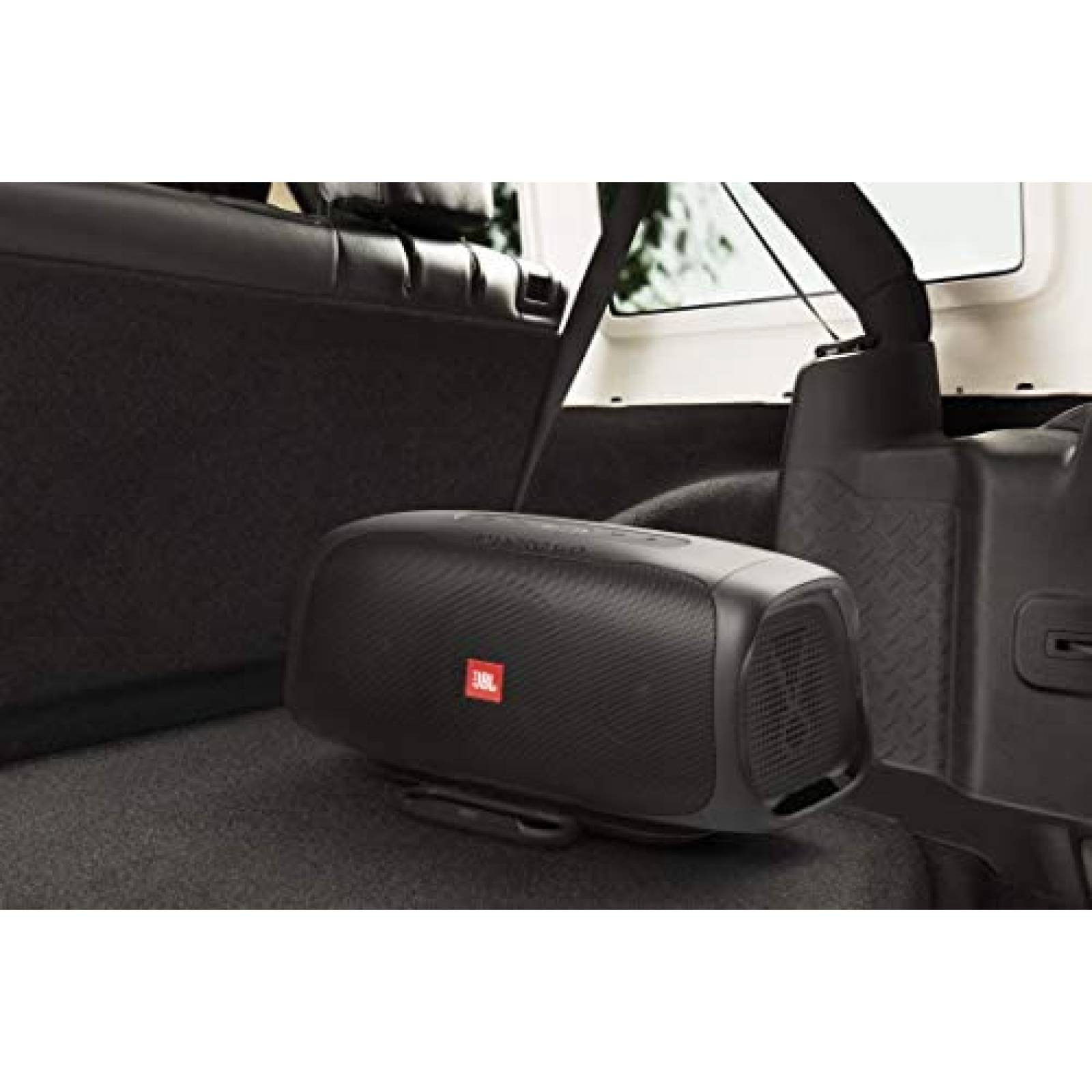Bocina JBL BassPro Go IPX5 Bluetooth Portatil -Negro