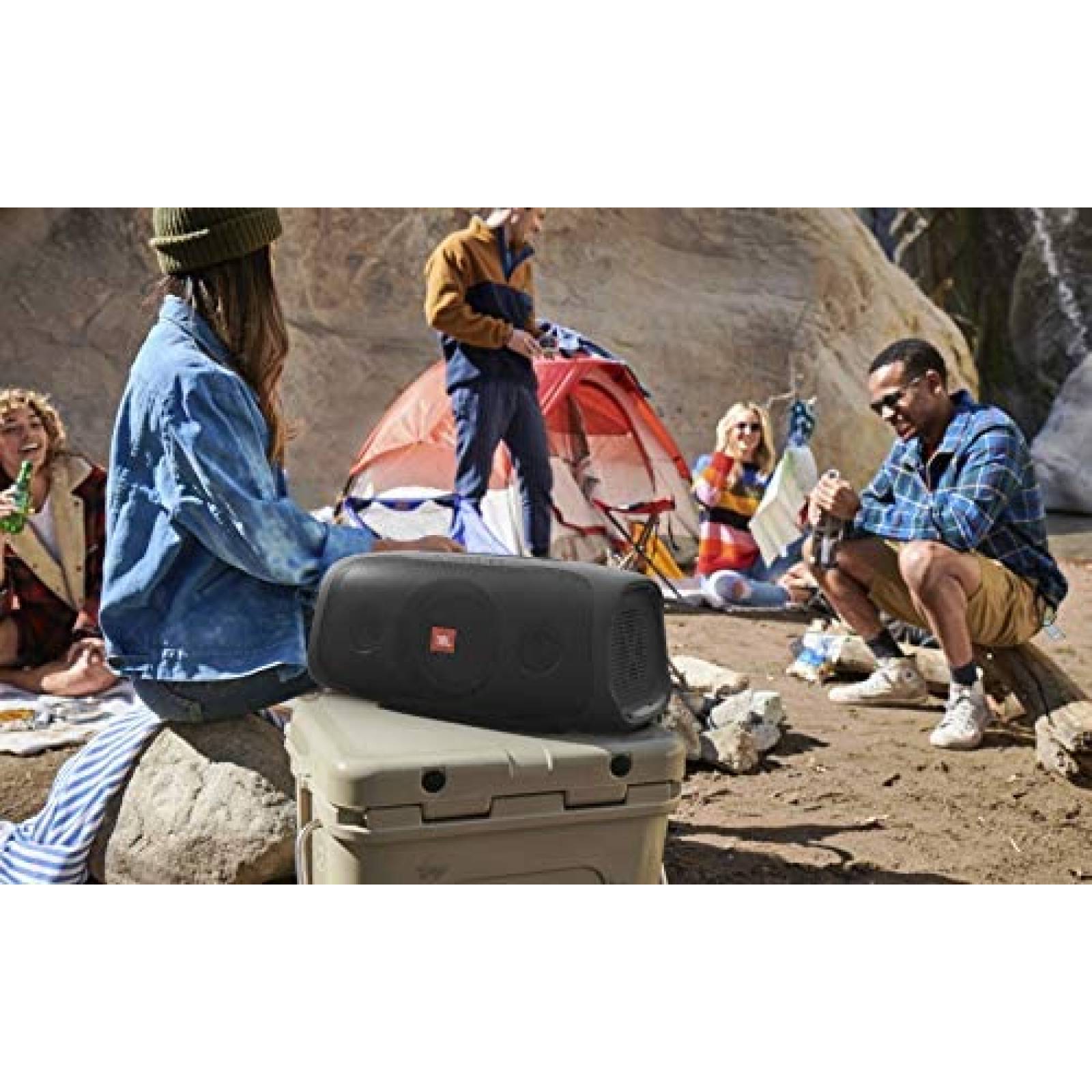 Bocina JBL BassPro Go IPX5 Bluetooth Portatil -Negro