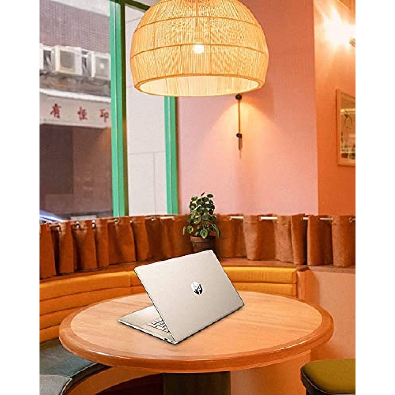 Laptop HP Pavillion 17.3'' Intel i5 20GB 1TB -Plata