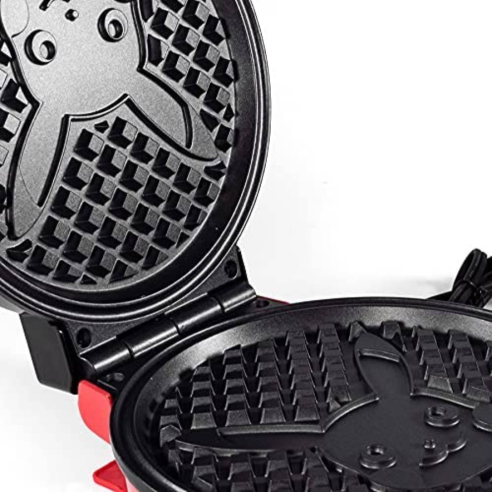 Wafflera Uncanny Brands Pokemon Pikachu Cocina -Negro