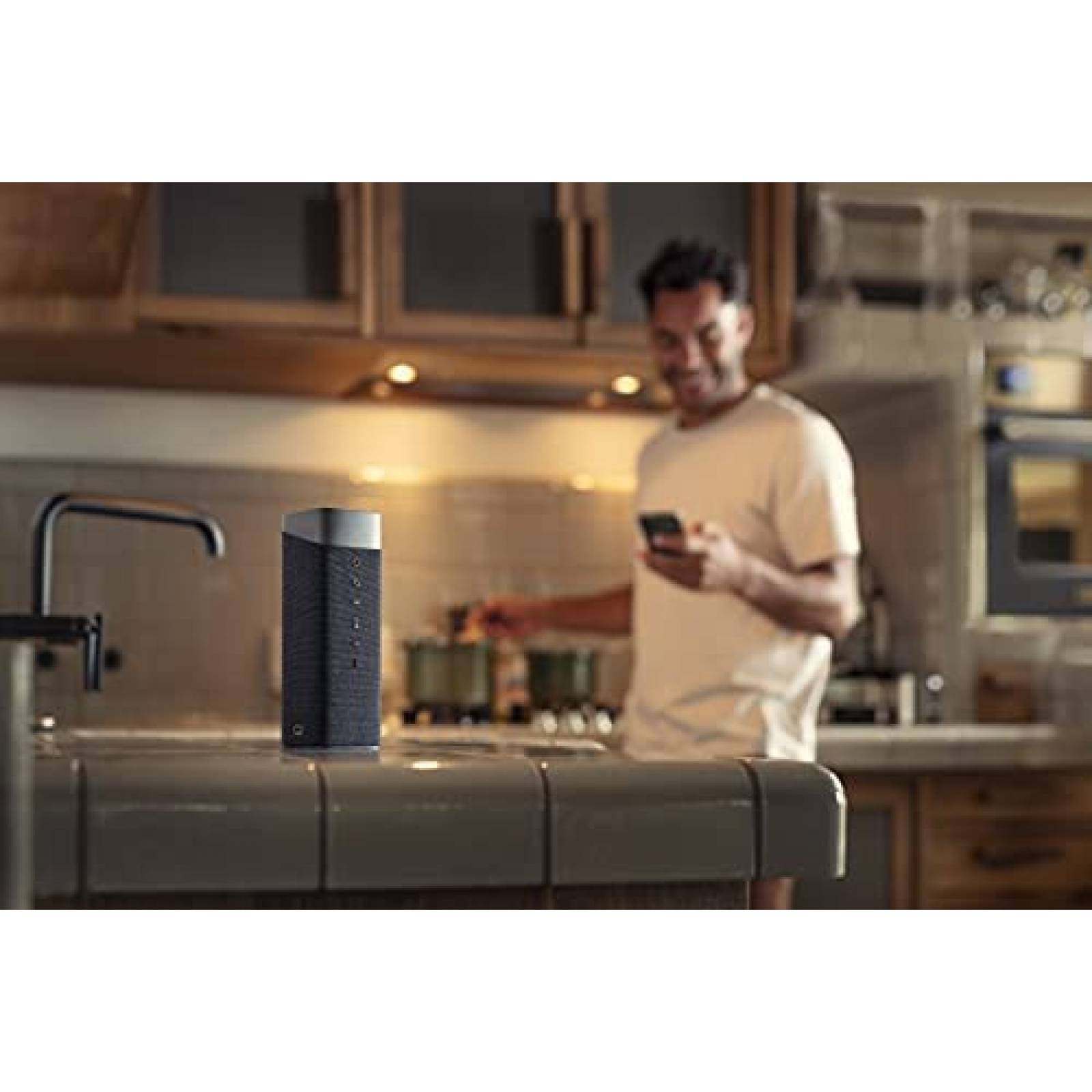 Bocina Portatil Philips Audio S7505 IPX7 Bluetooth -Negro